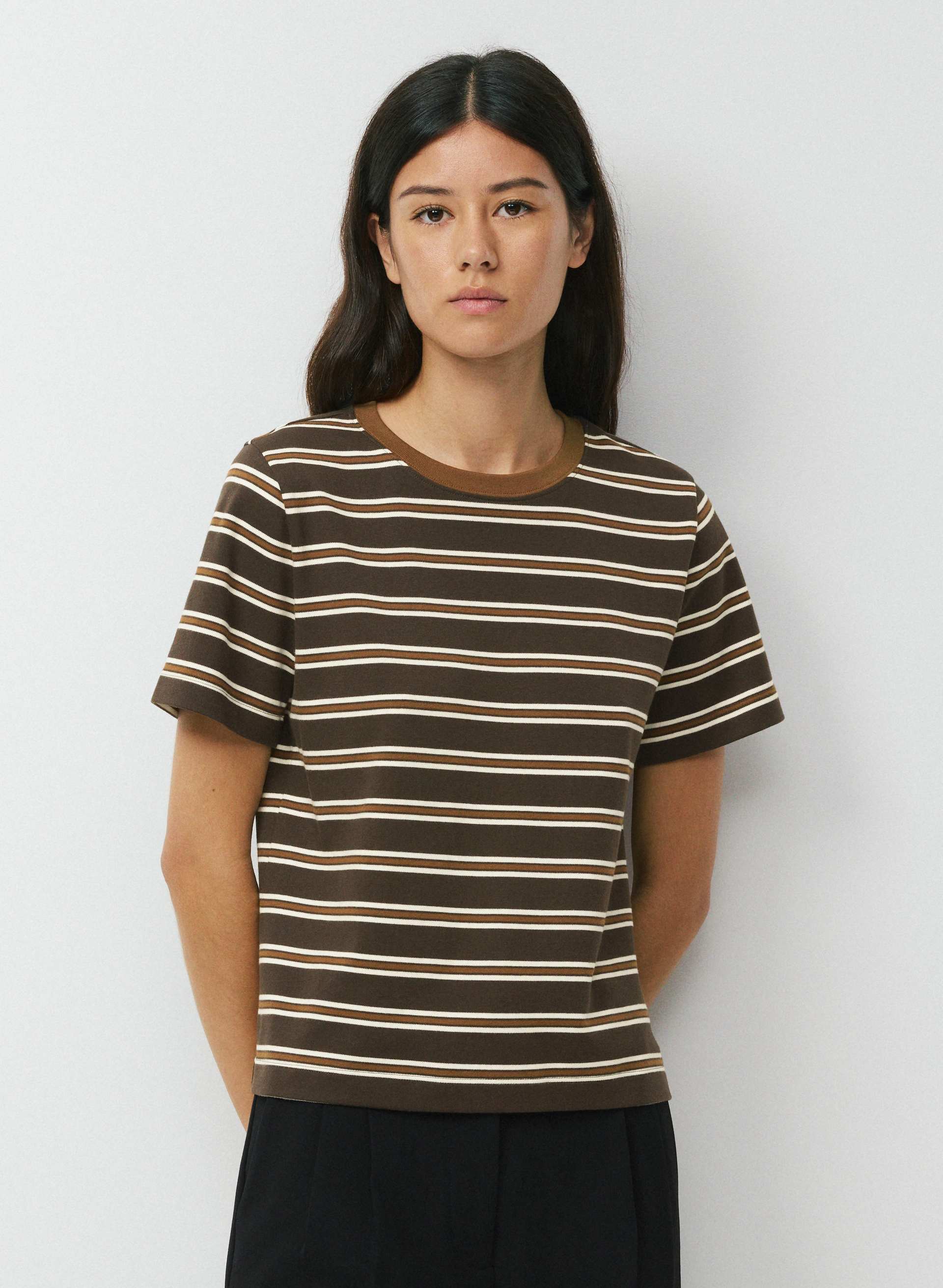 INTERLOCK COTTON FUNCTION T-SHIRT - Double-knit 100% cotton crewneck t-shirt with a classic fit. 