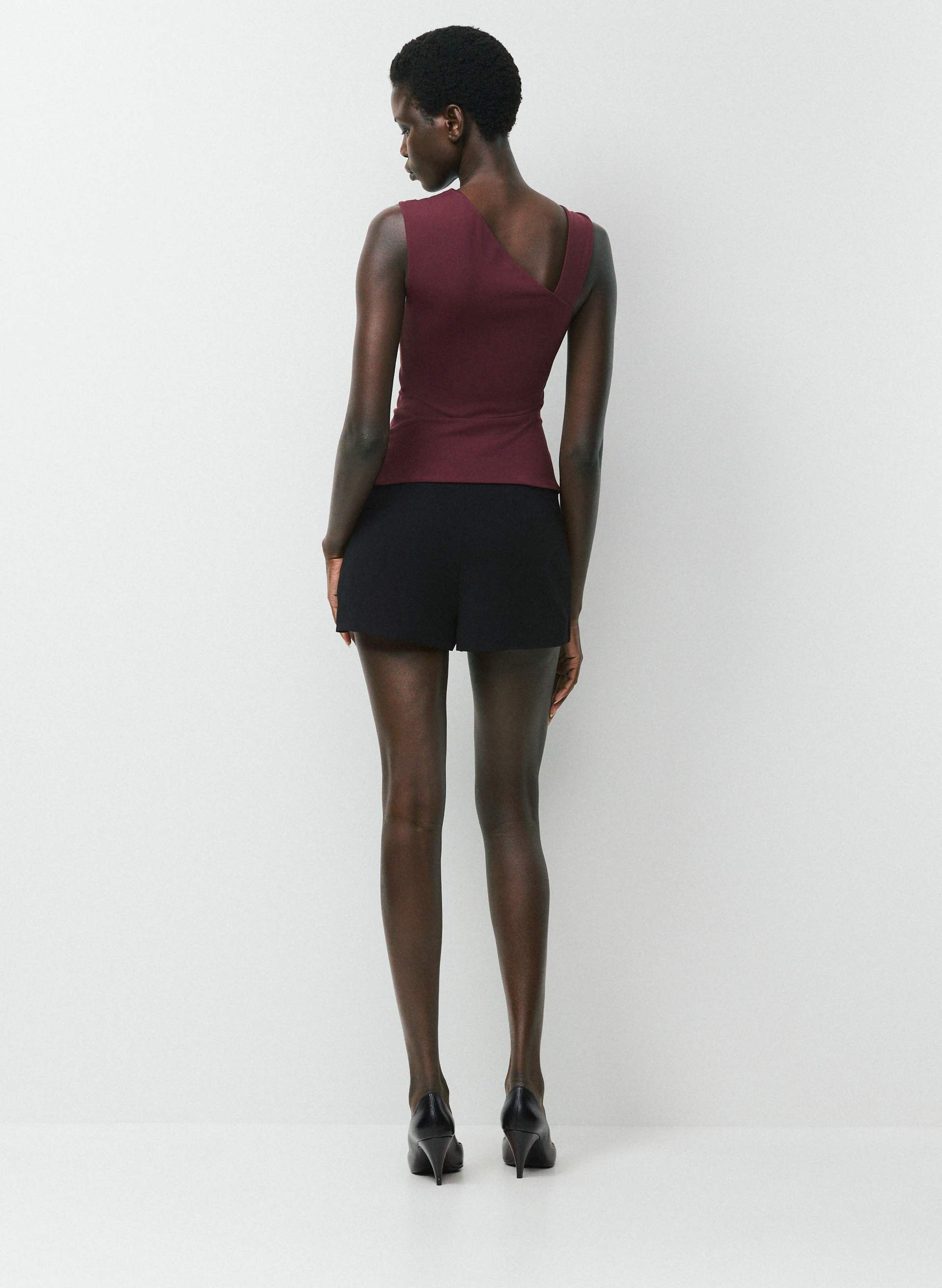 ORIGINAL CONTOUR ENCHANT TOP | Aritzia