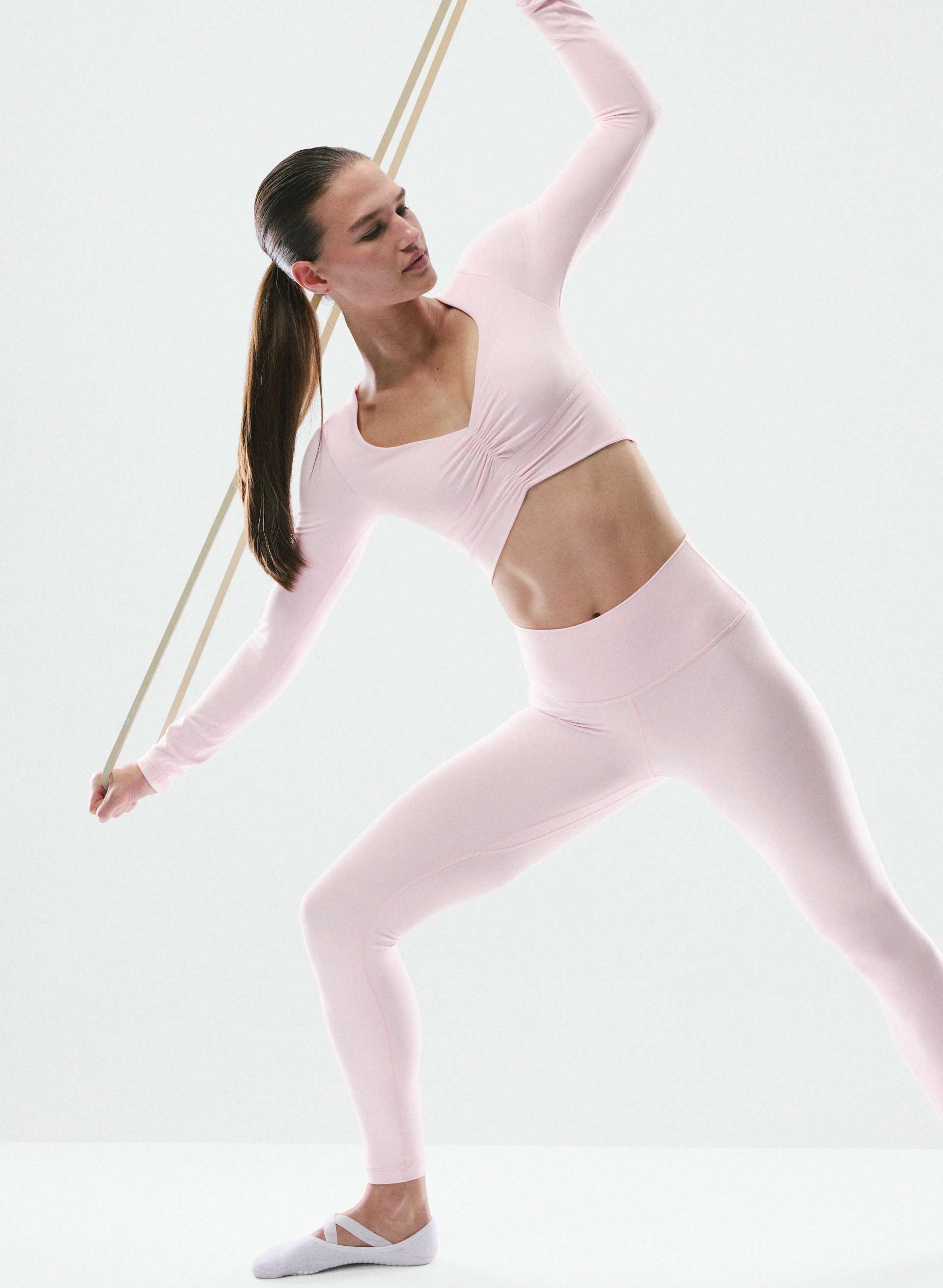 BUTTER REBOUND SPORTS LONGSLEEVE | Aritzia