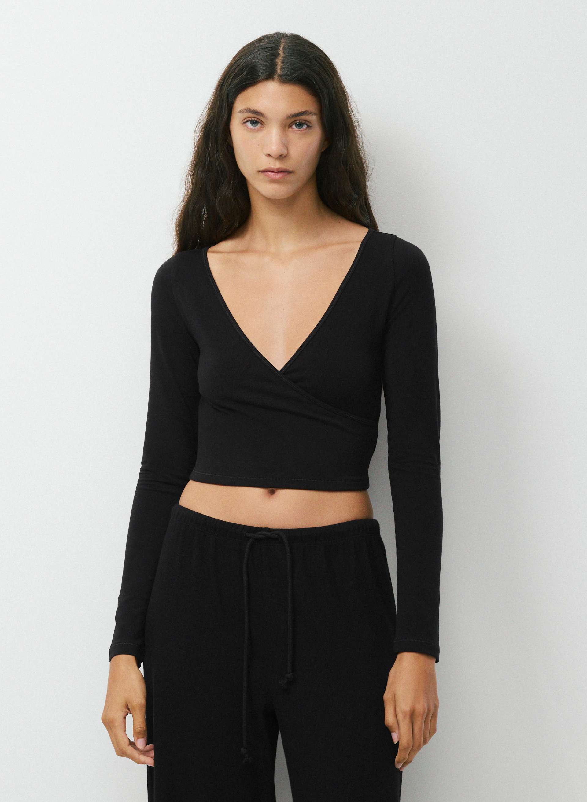 HOMESTRETCH™ SMOOTH ADAPT WRAP LONGSLEEVE | Aritzia