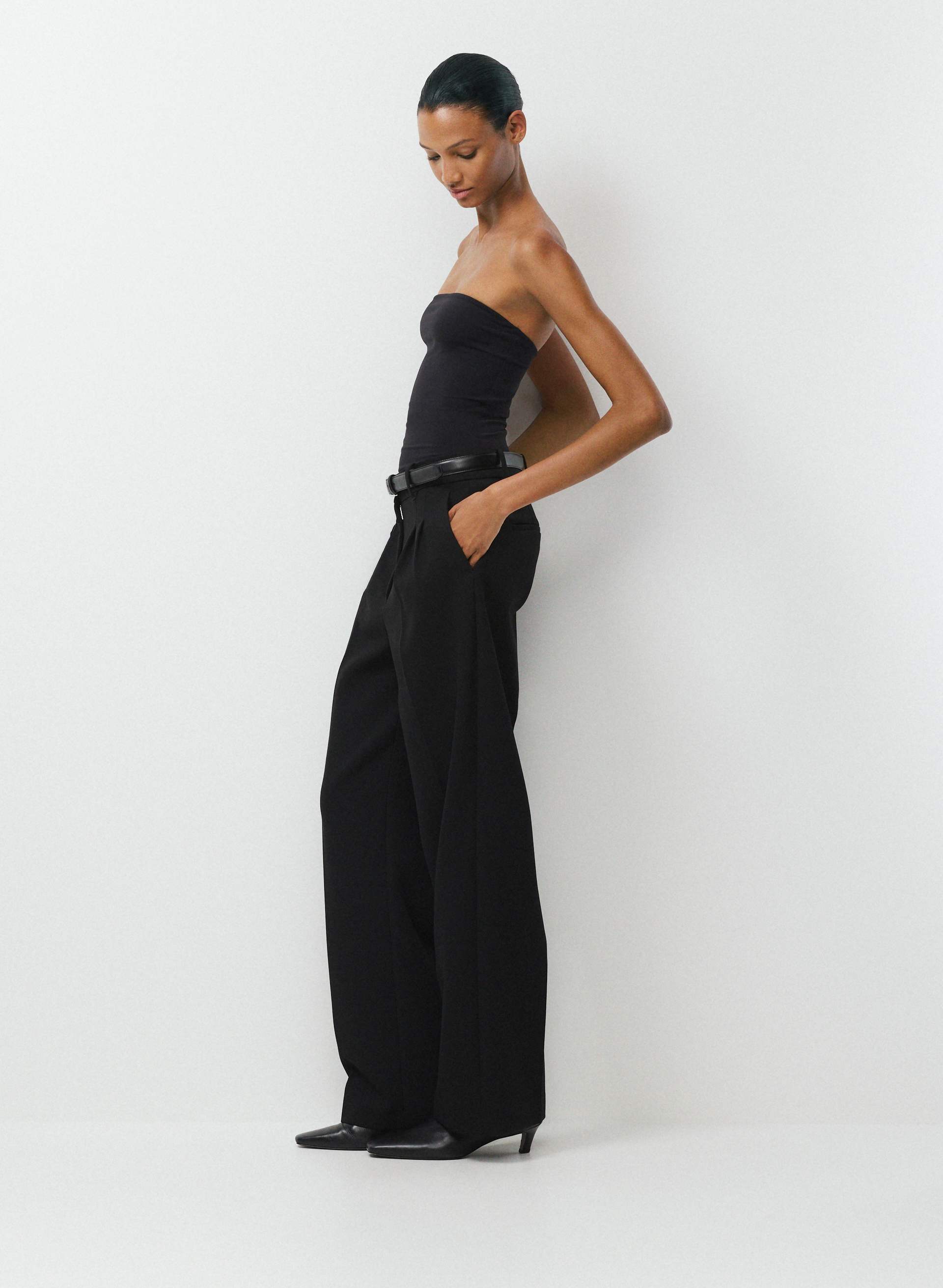 ORIGINAL CONTOUR APPEAL TUBE TOP | Aritzia