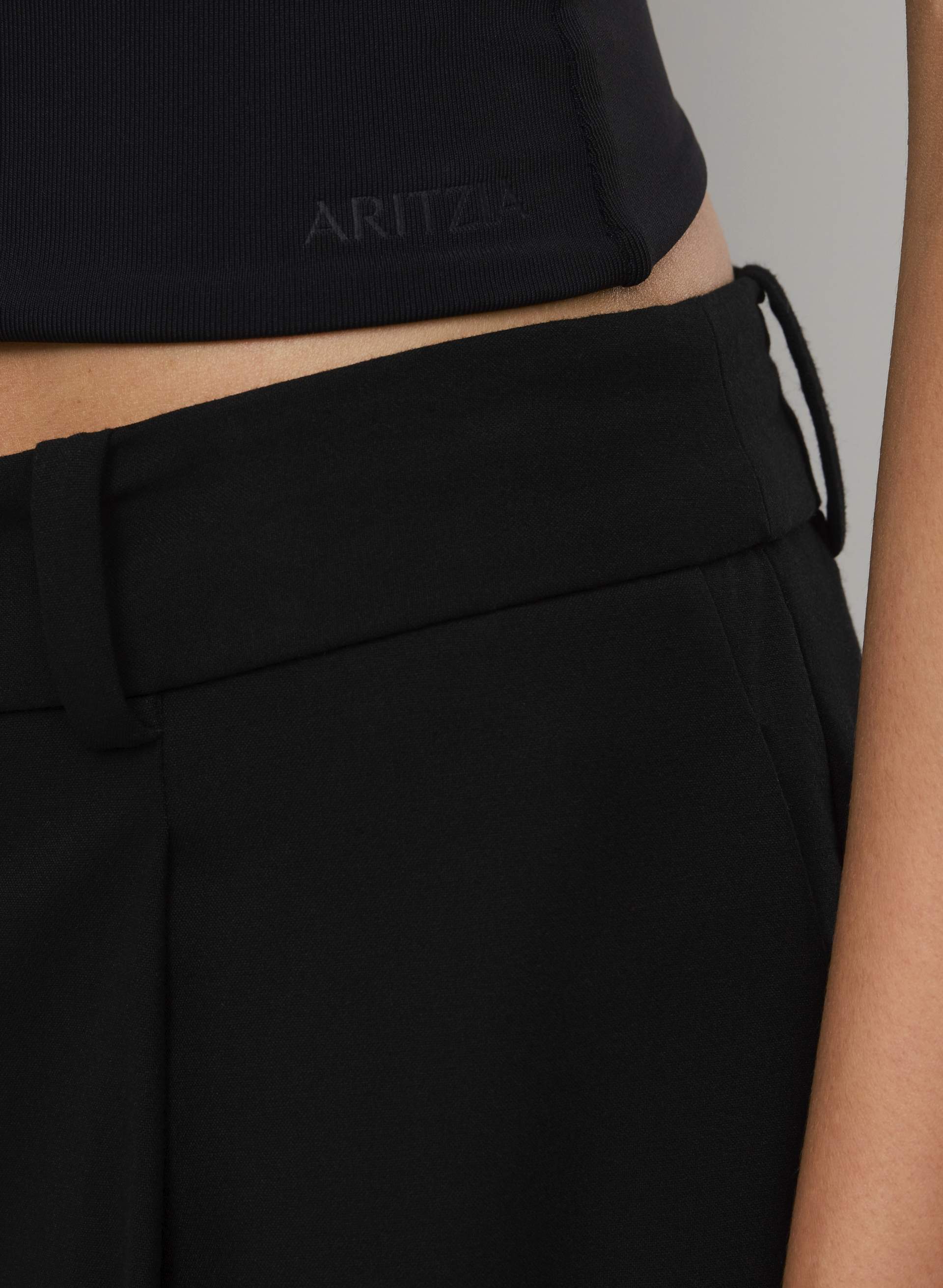 ORIGINAL CONTOUR PRESENCE WAIST CAMI TANK | Aritzia