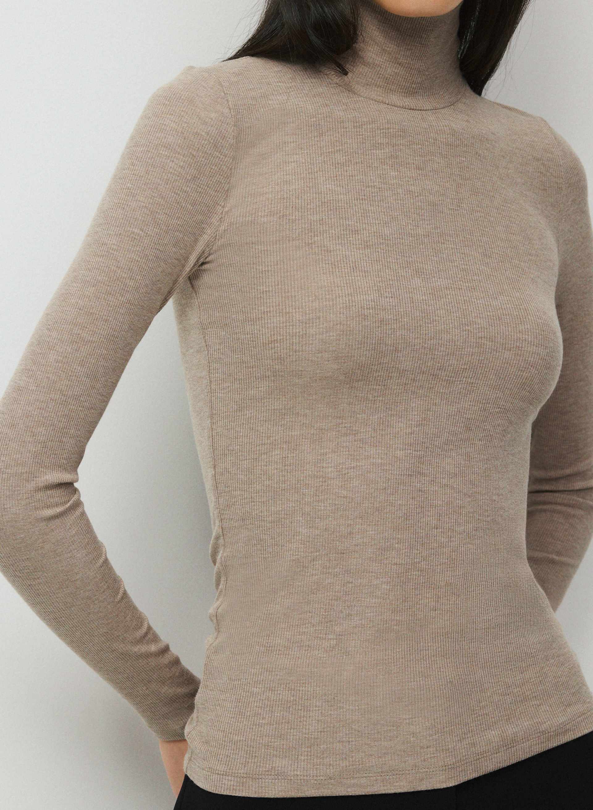 ONLY TURTLENECK | Aritzia