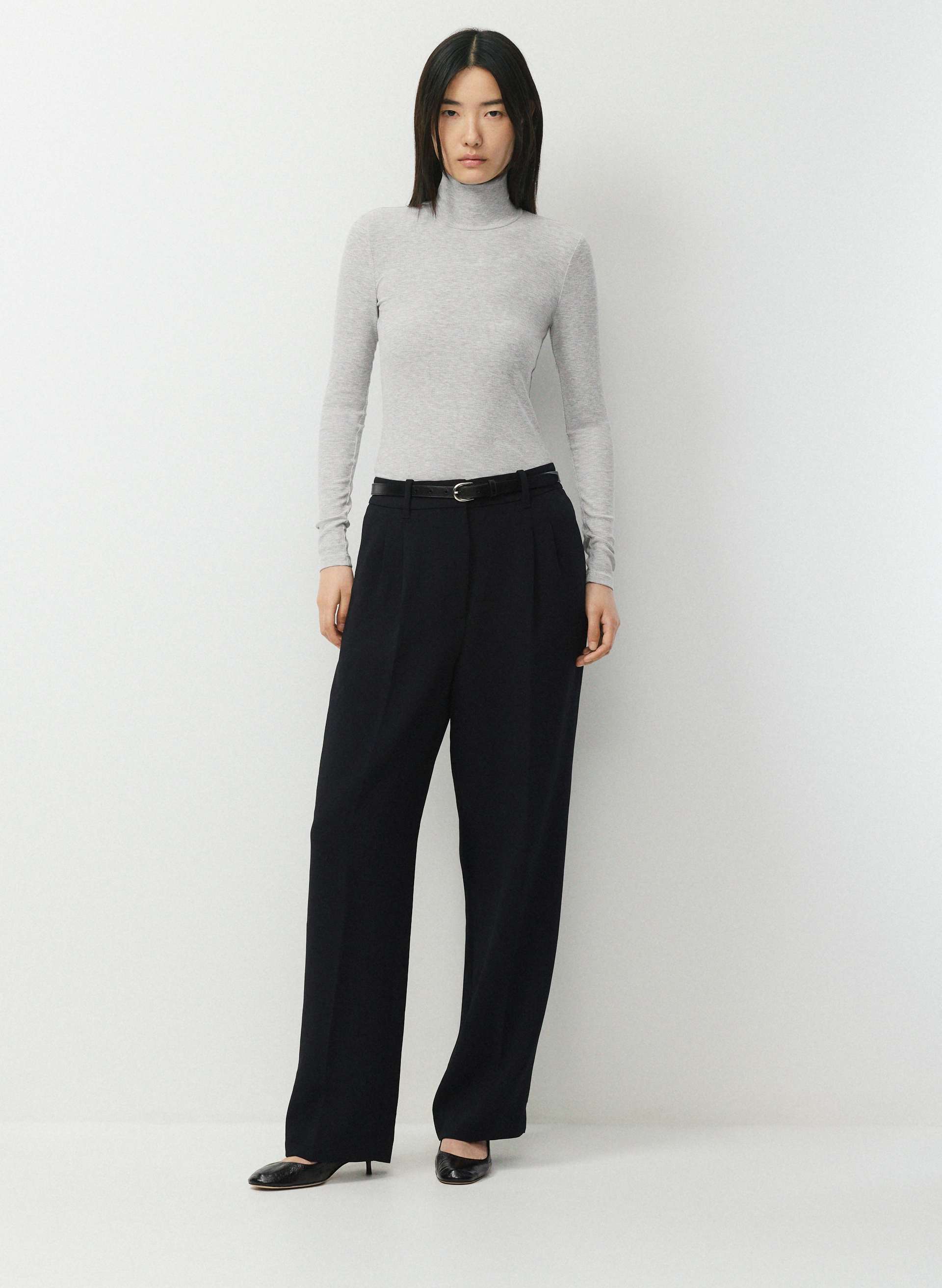 ONLY TURTLENECK | Aritzia