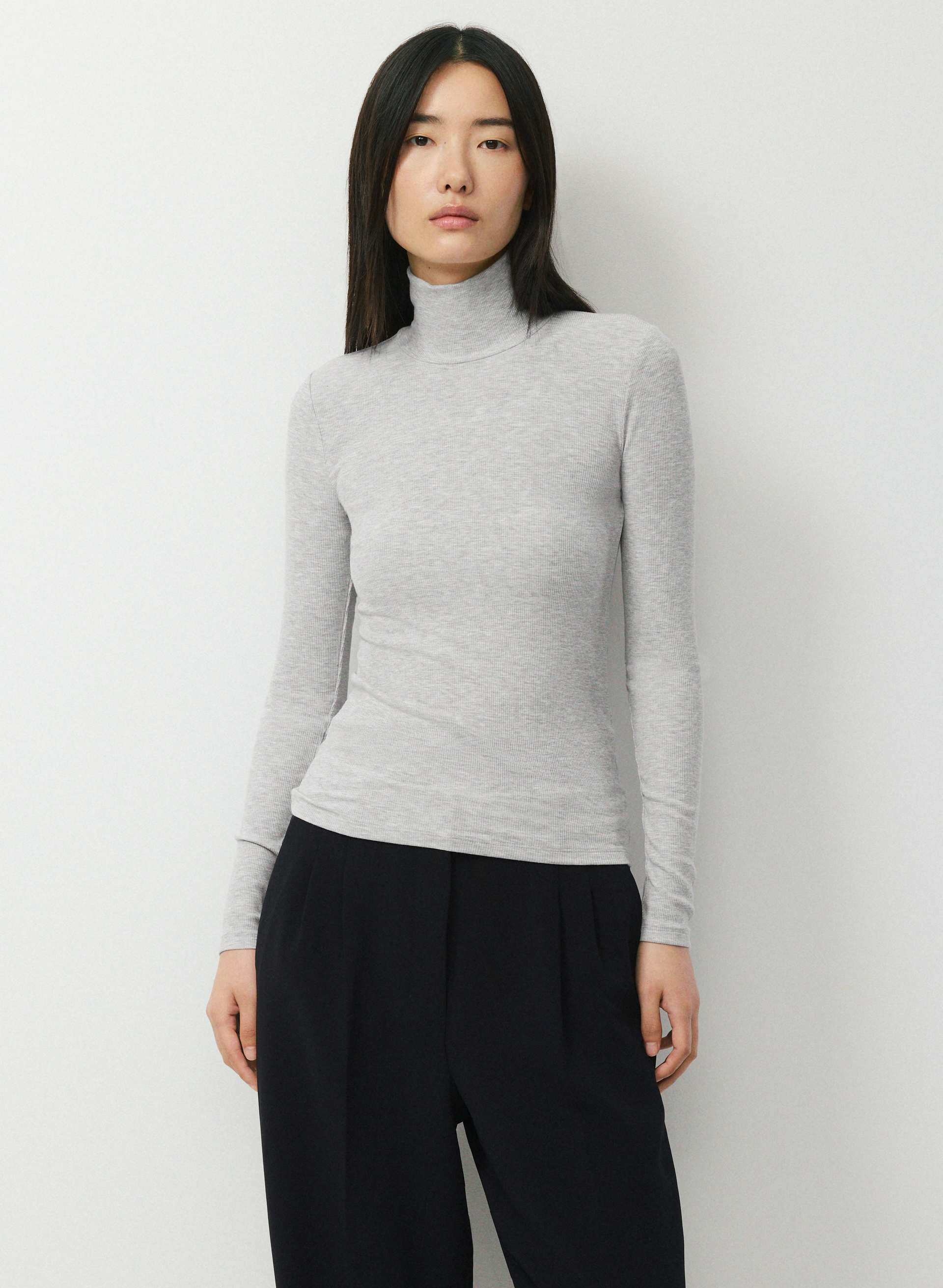 ONLY TURTLENECK | Aritzia
