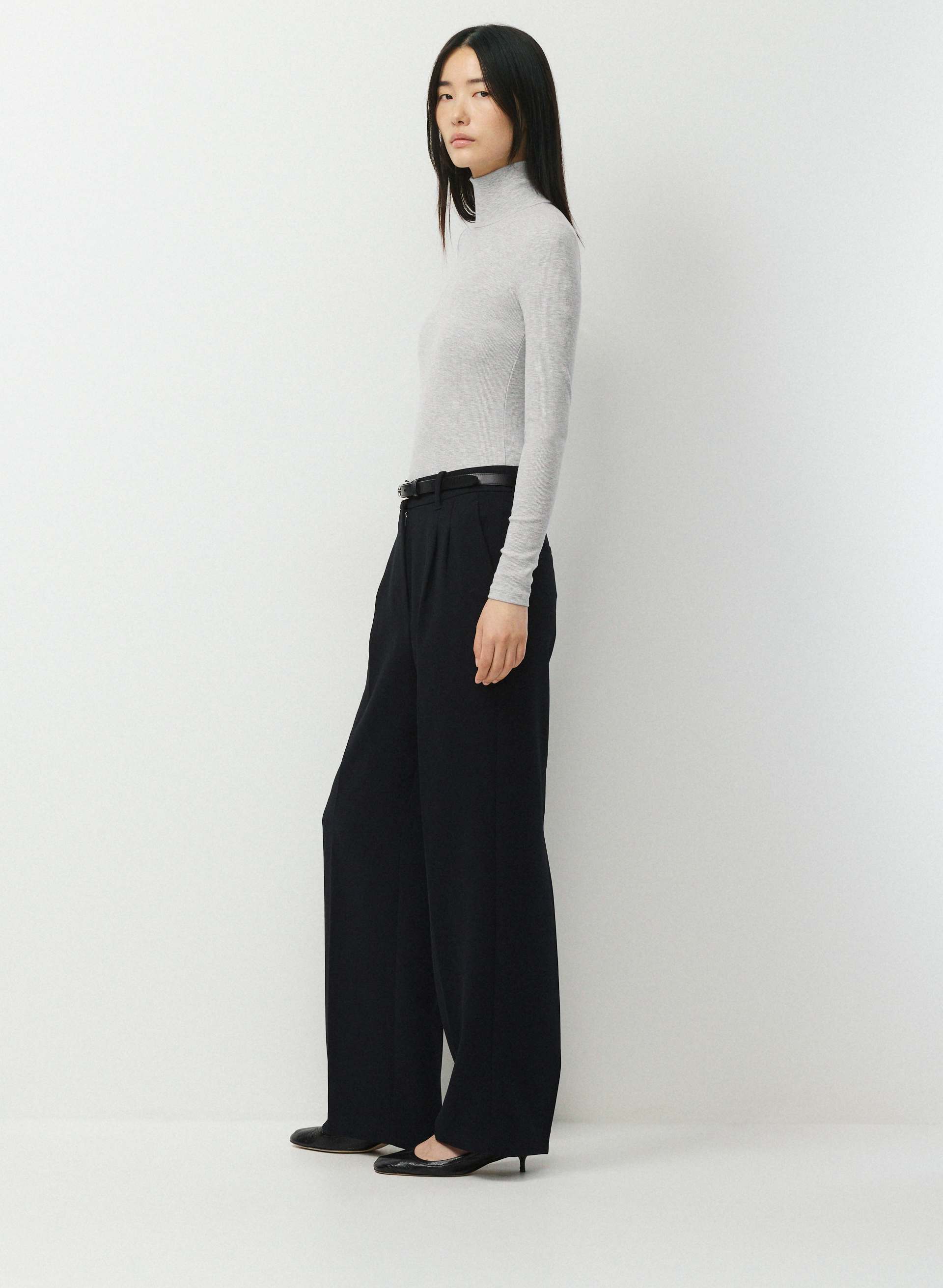 ONLY TURTLENECK | Aritzia