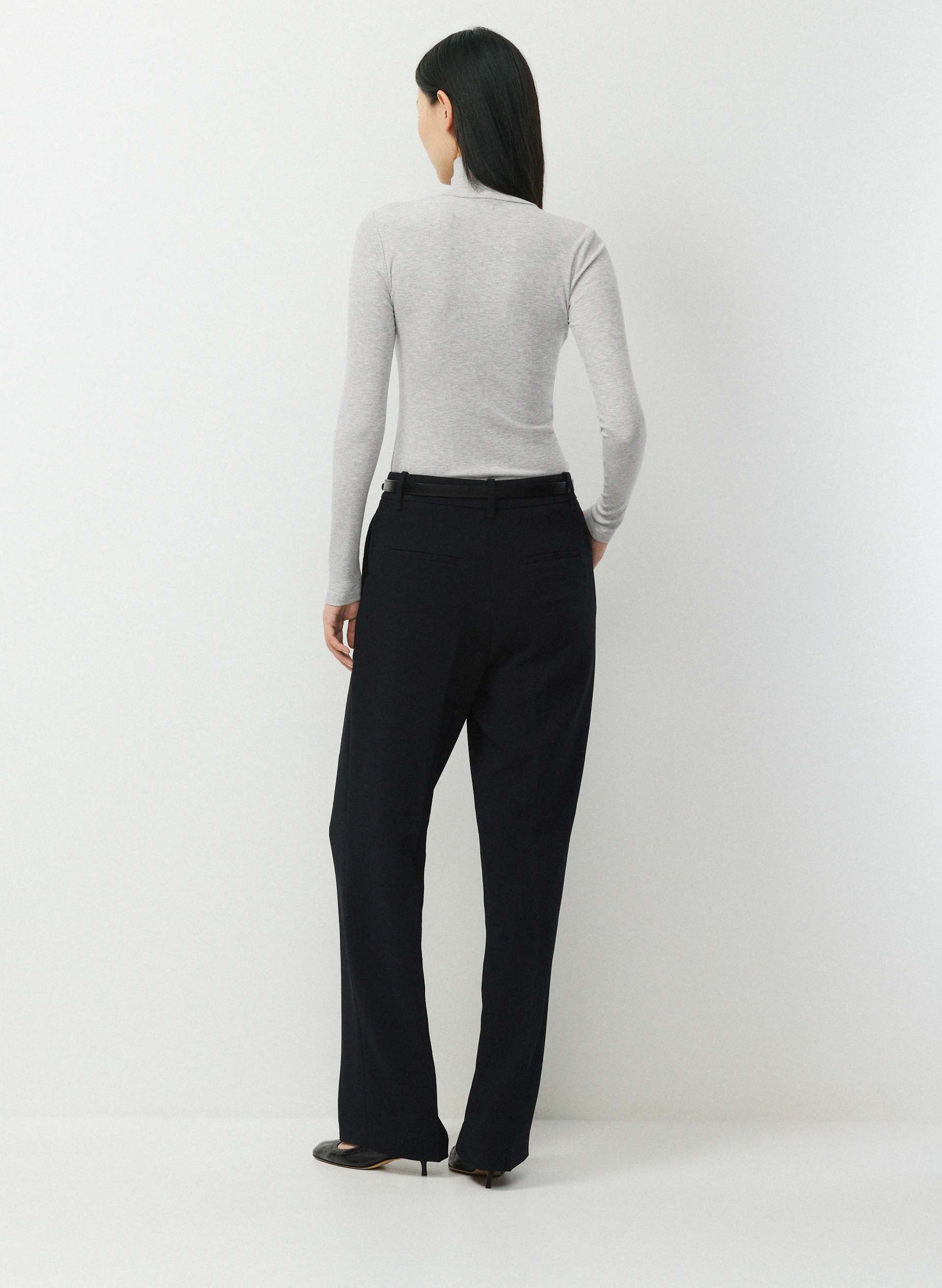 ONLY TURTLENECK | Aritzia