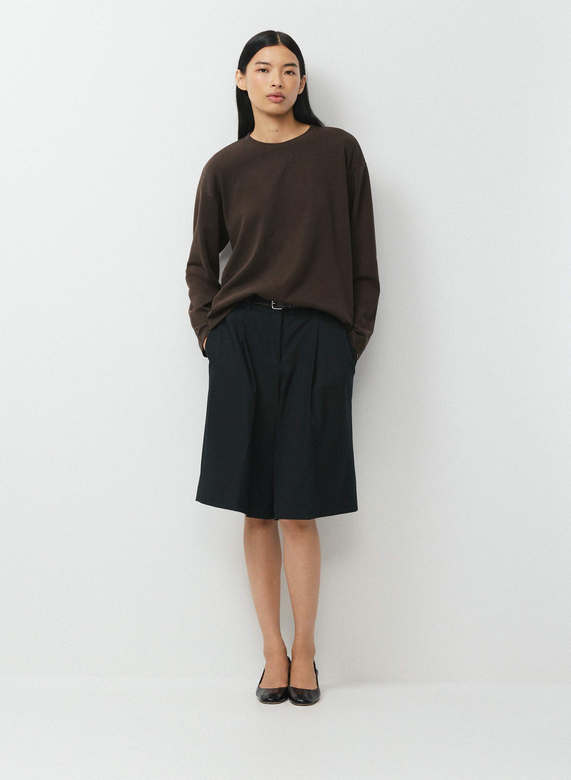 INTERLOCK COTTON STEPS LONGSLEEVE - Relaxed double-knit 100% cotton crewneck longsleeve. 