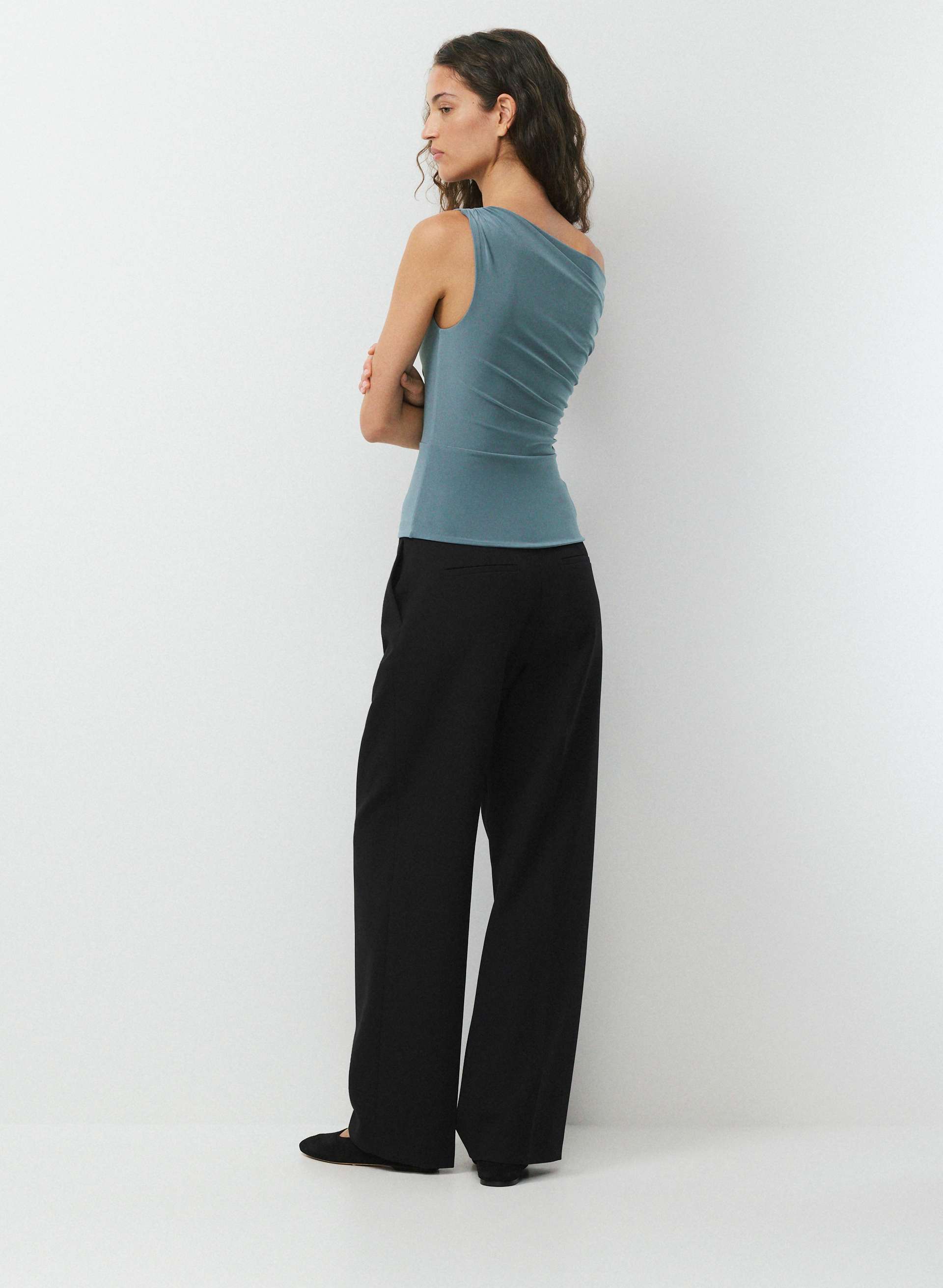 SMOOTH MATTER™ GALLERY TOP | Aritzia