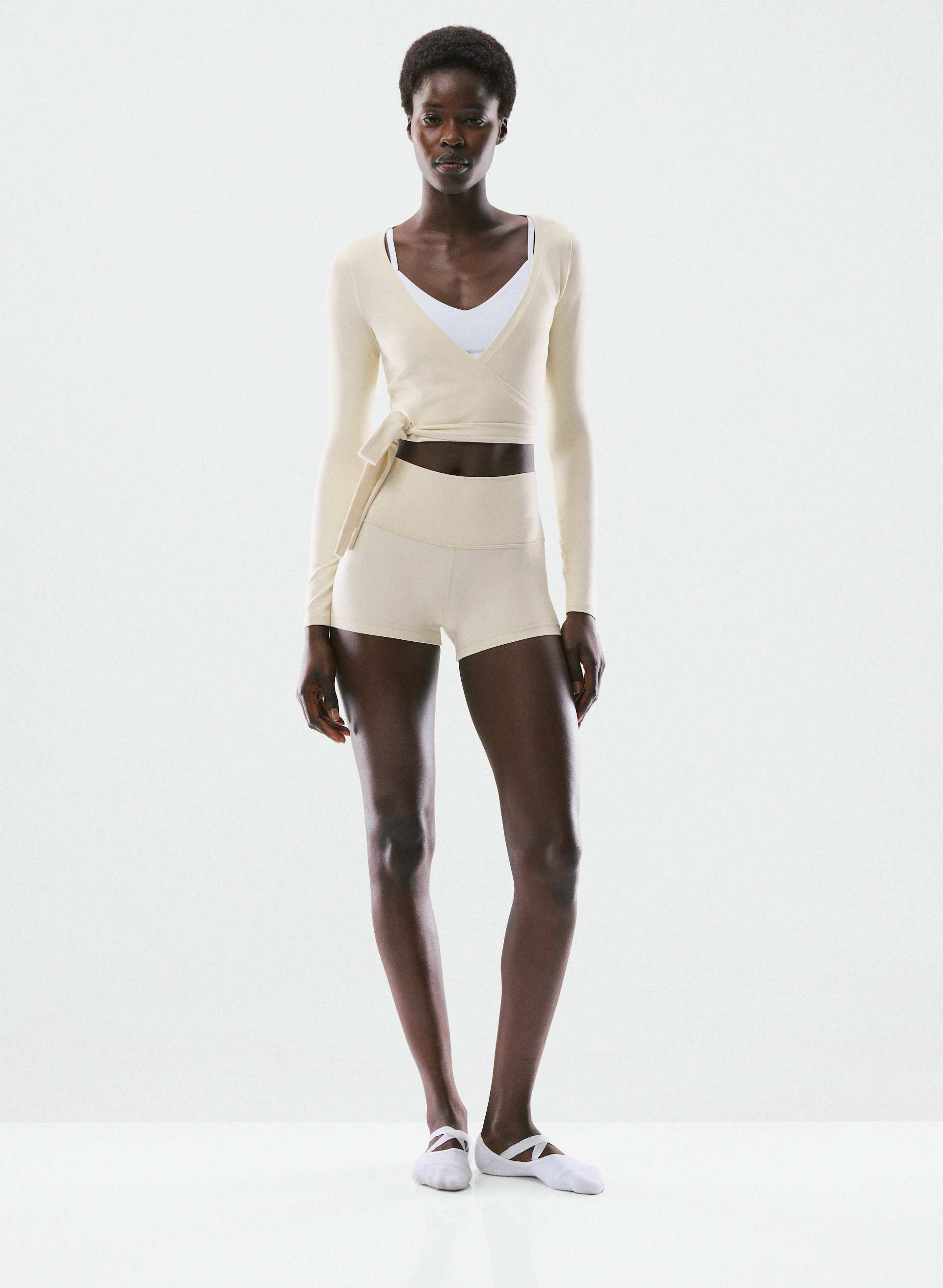 BUTTER Focal Wrap Longsleeve | Aritzia US
