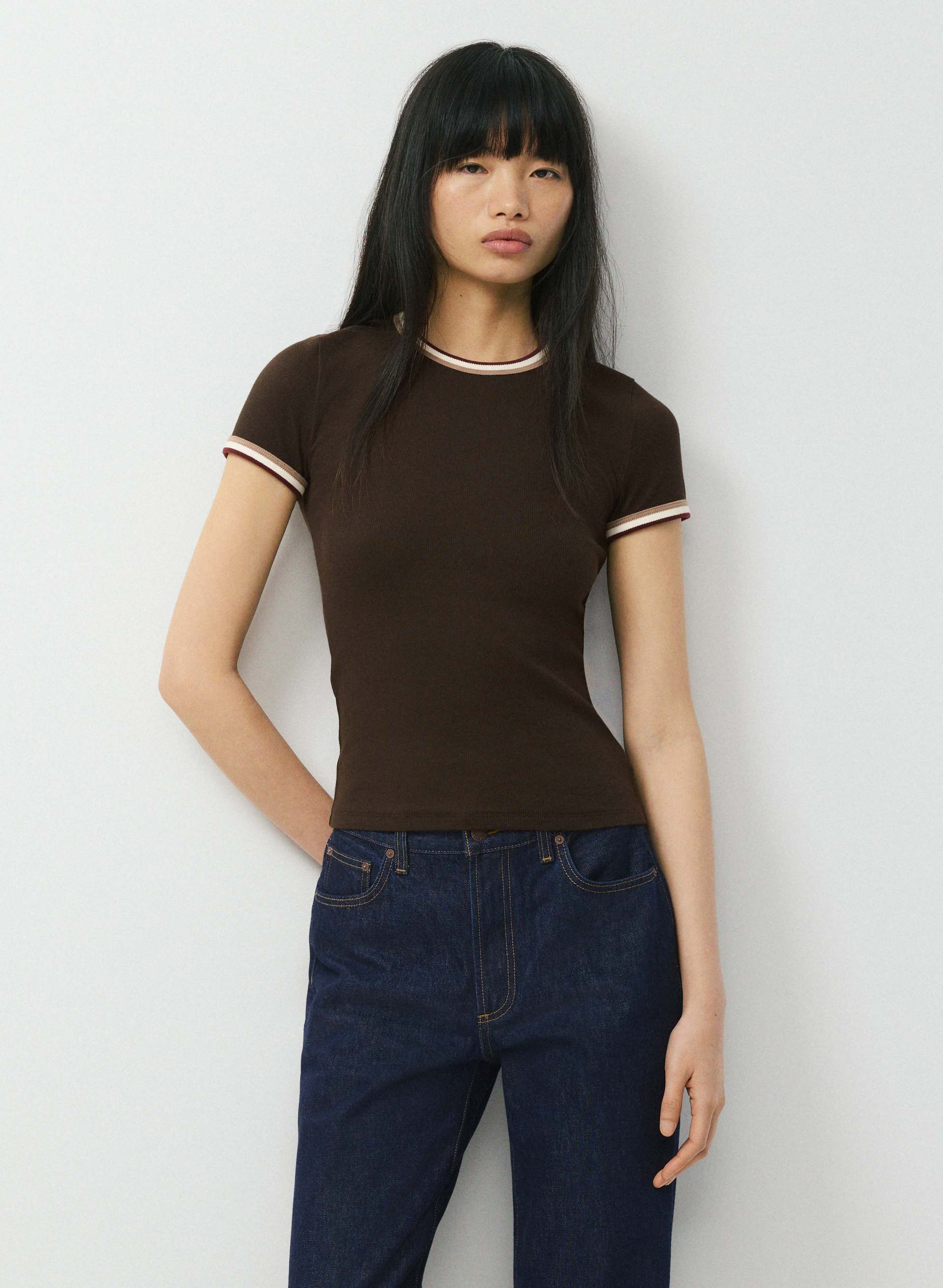 HOMESTRETCH™ RIB TUNE T-SHIRT - Stretchy ribbed cotton crewneck t-shirt. 