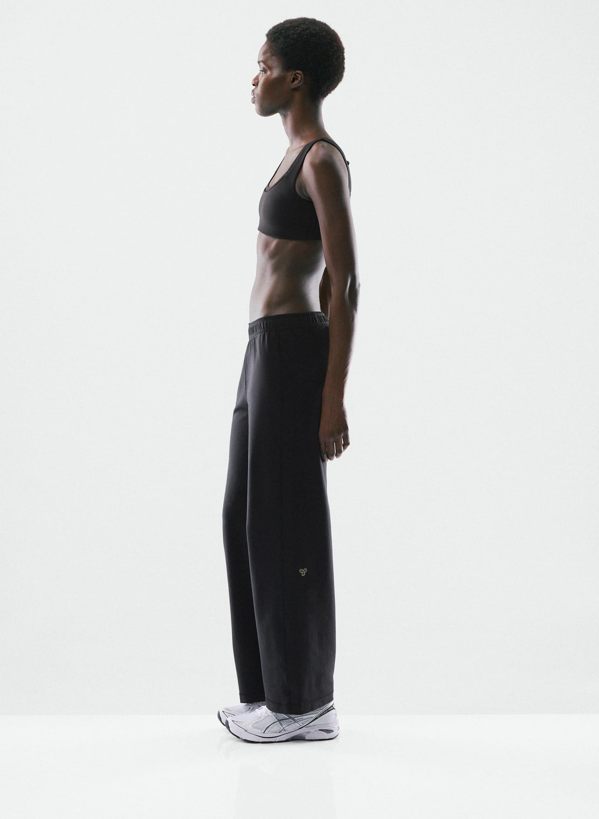 BUTTER EXHILARATE BRA TOP | Aritzia