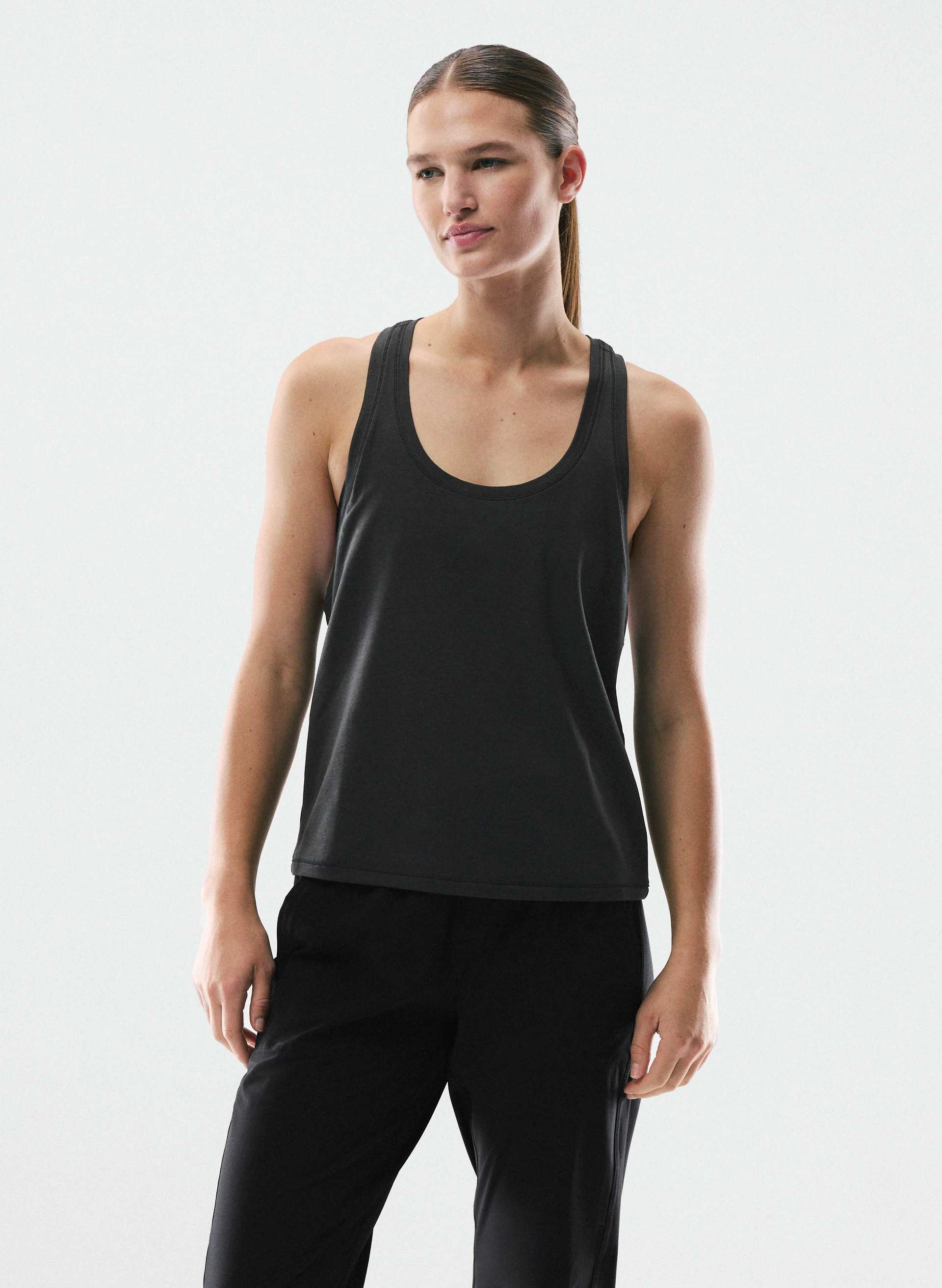 SOFTBOUND™ UNSTOPPABLE TANK | Aritzia