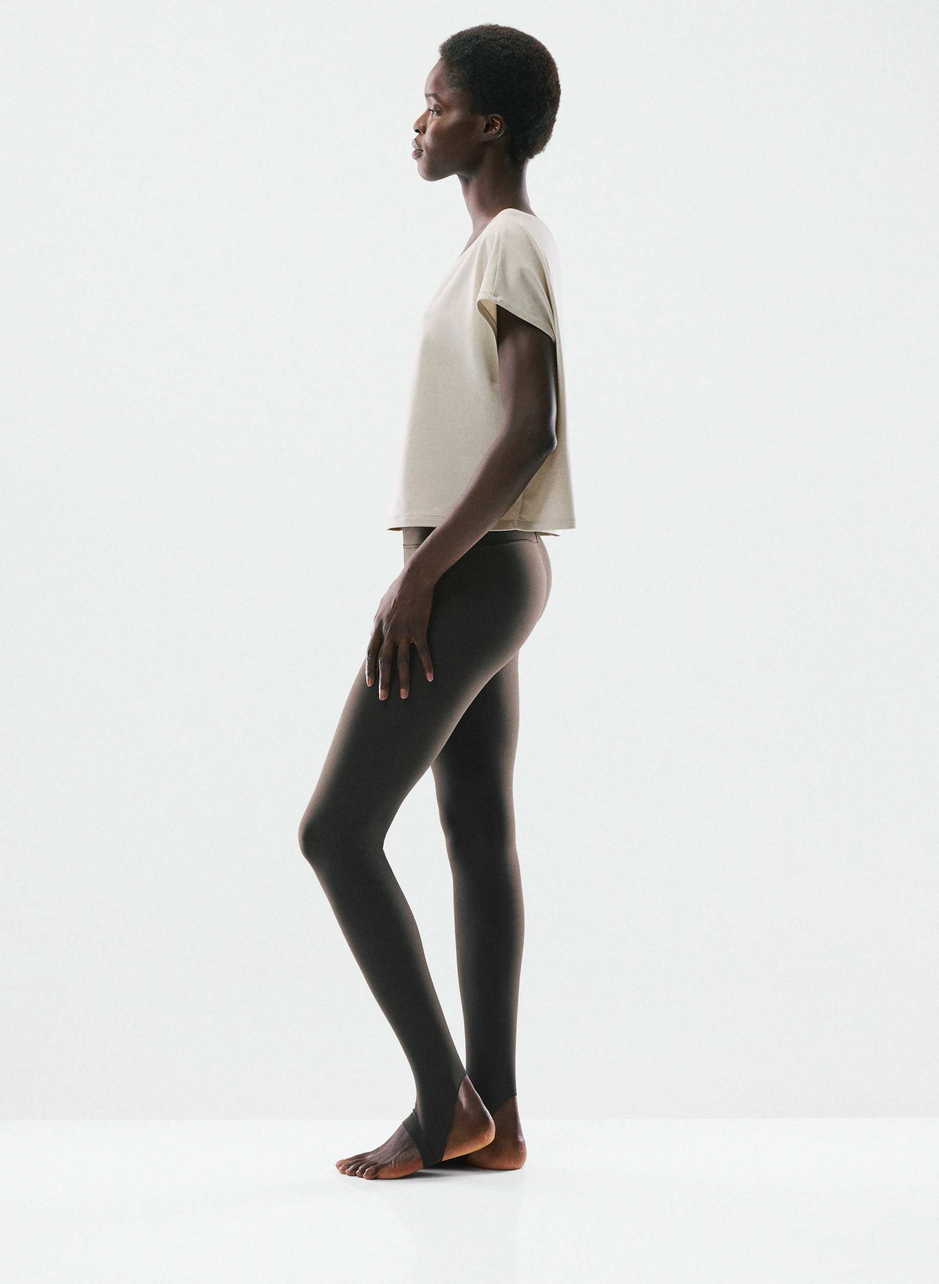 SOFTBOUND™ POSITION T-SHIRT | Aritzia