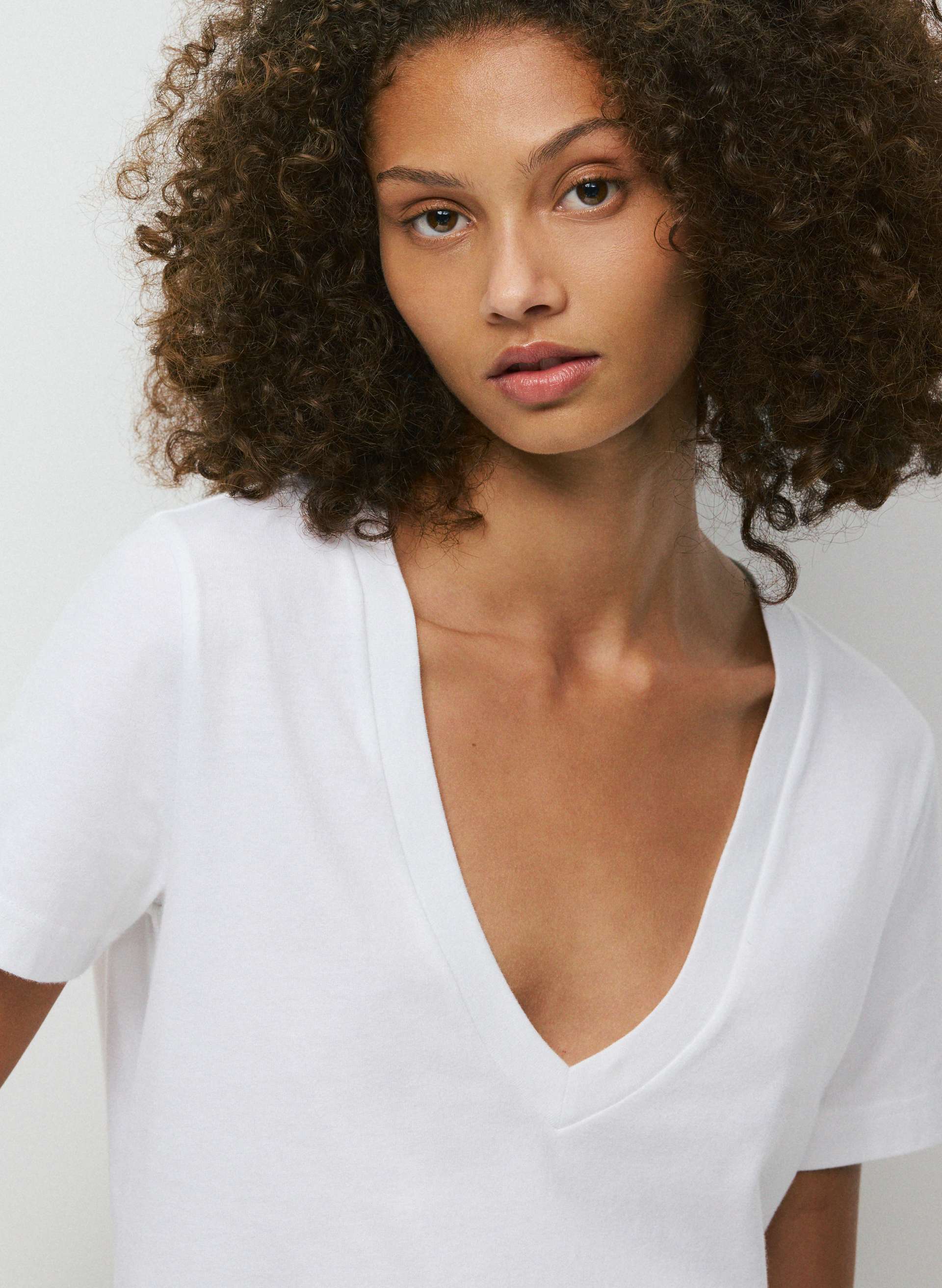 SOFT FEELS™ BOOTH T-SHIRT | Aritzia