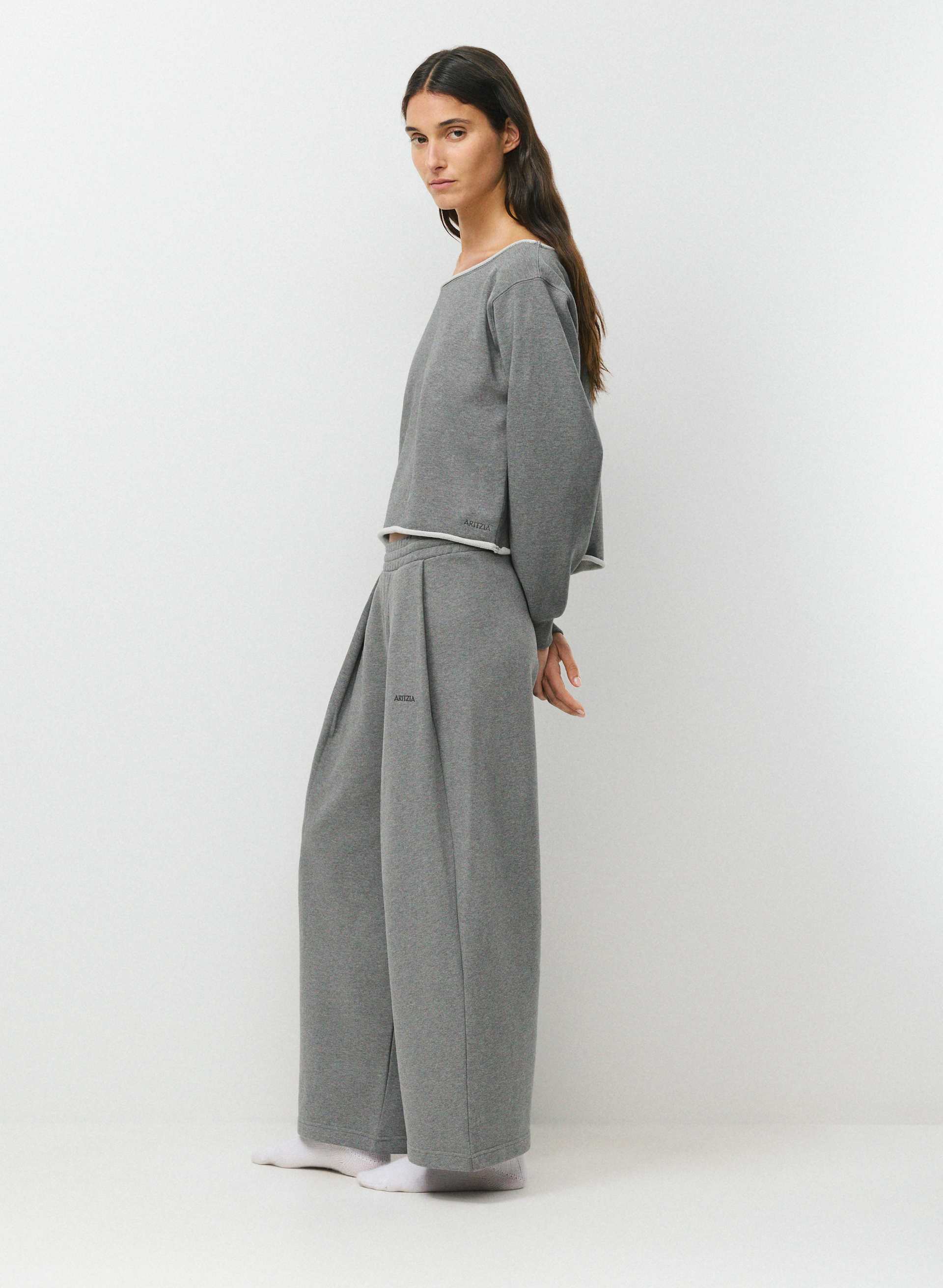 TERRY SWEATFLEECE PERFECT OFF-SHOULDER TOP | Aritzia