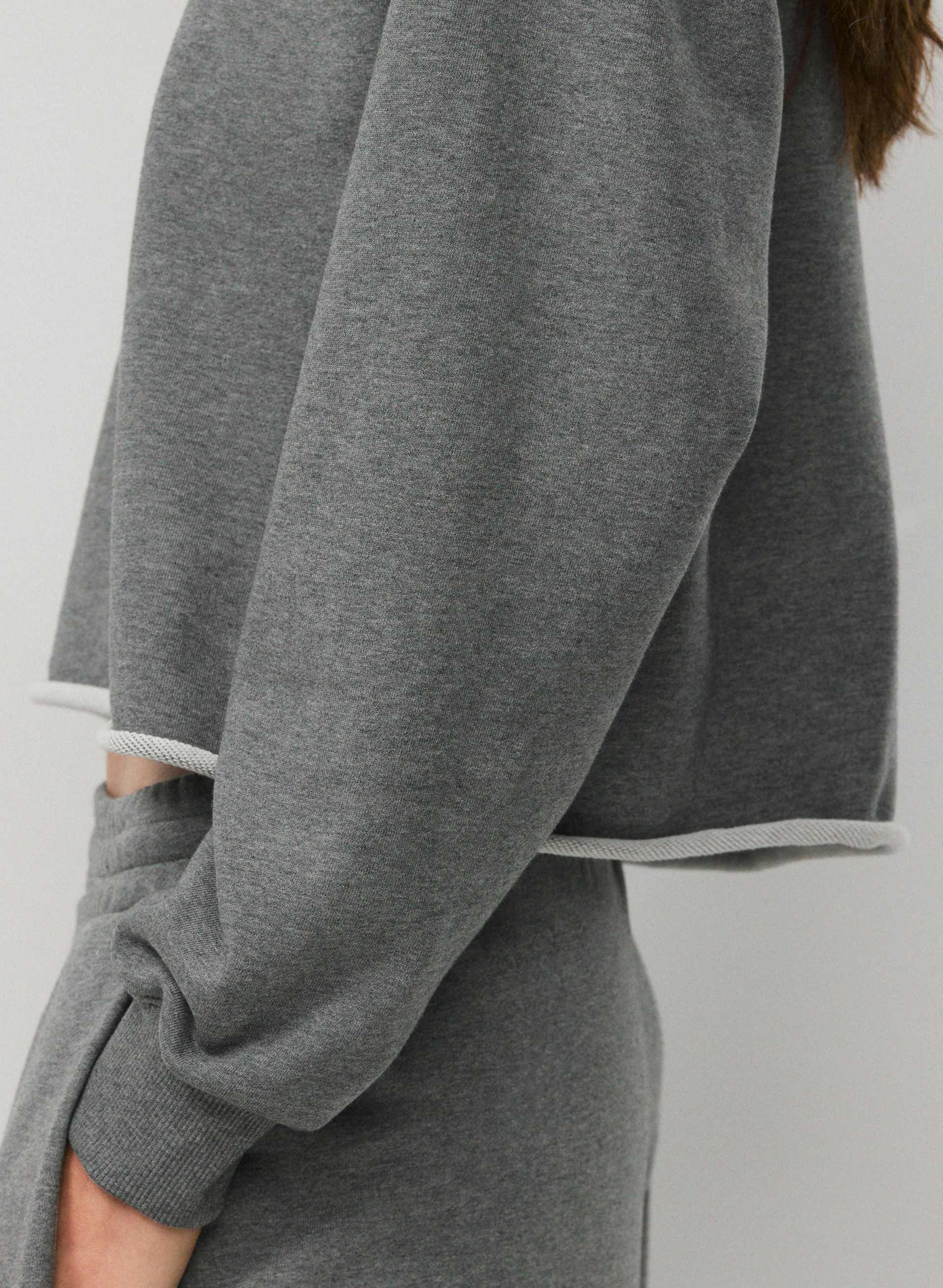 TERRY SWEATFLEECE PERFECT OFF-SHOULDER TOP | Aritzia