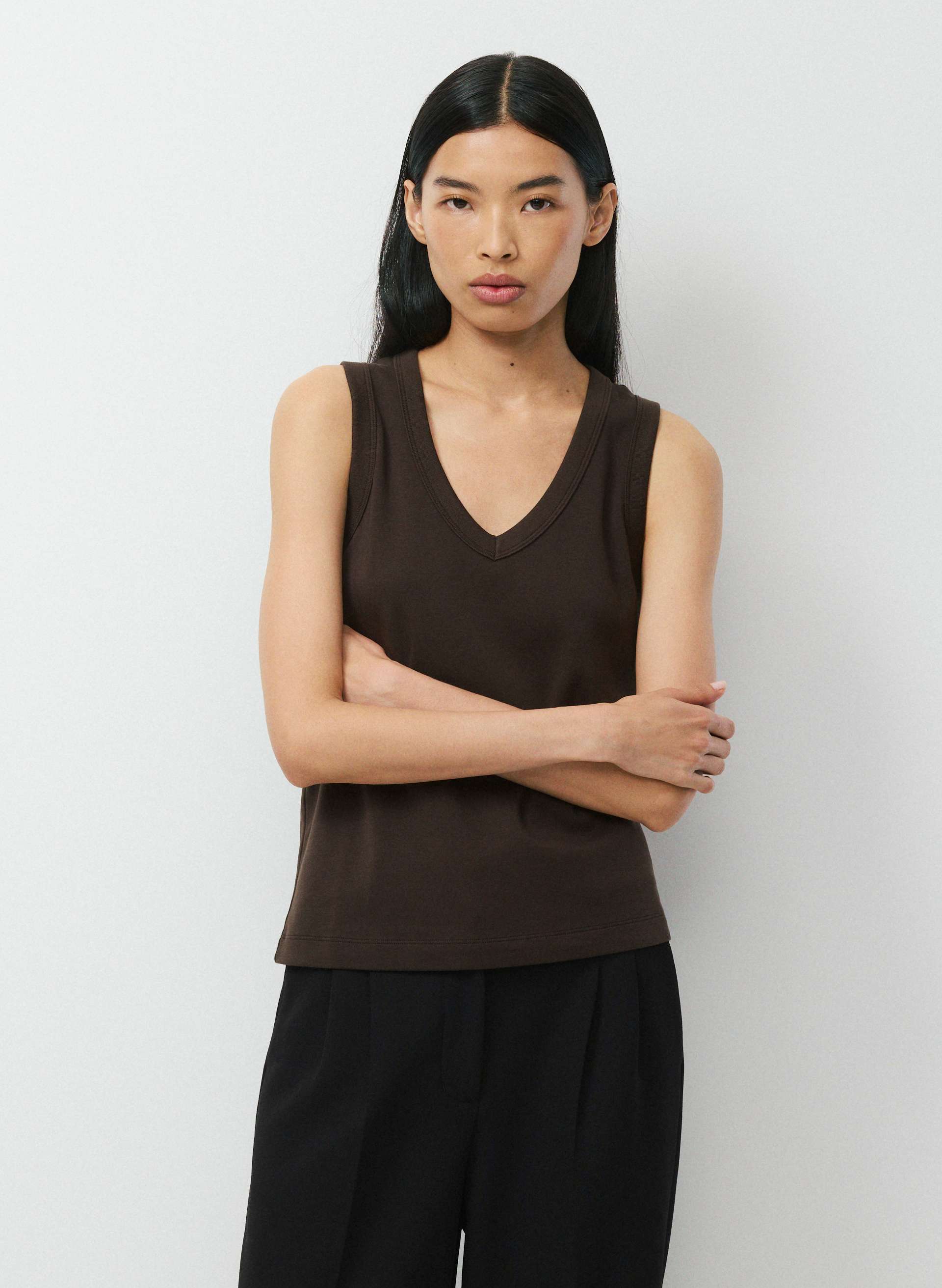 INTERLOCK COTTON FOYER TOP | Aritzia