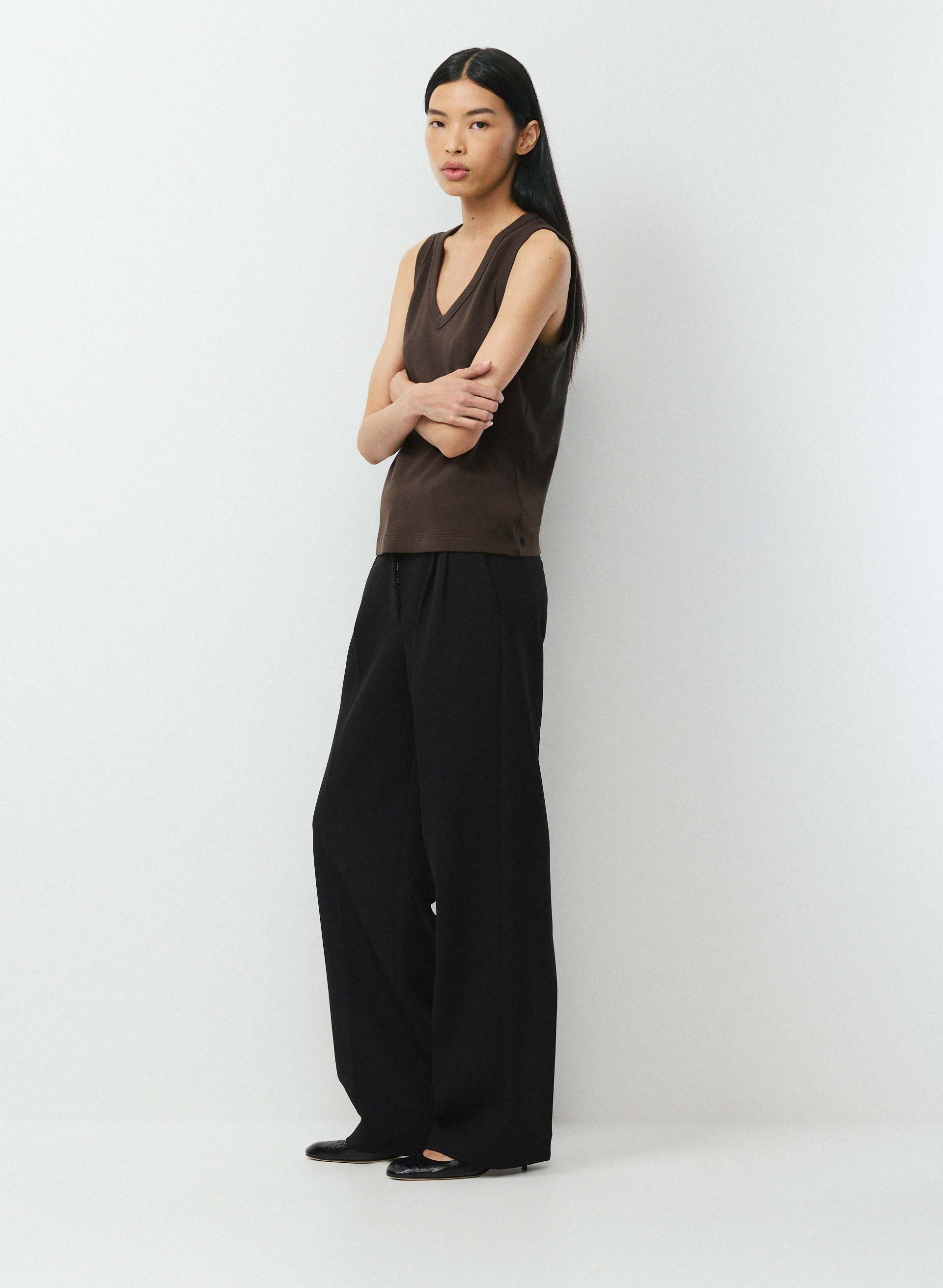 INTERLOCK COTTON FOYER TOP | Aritzia