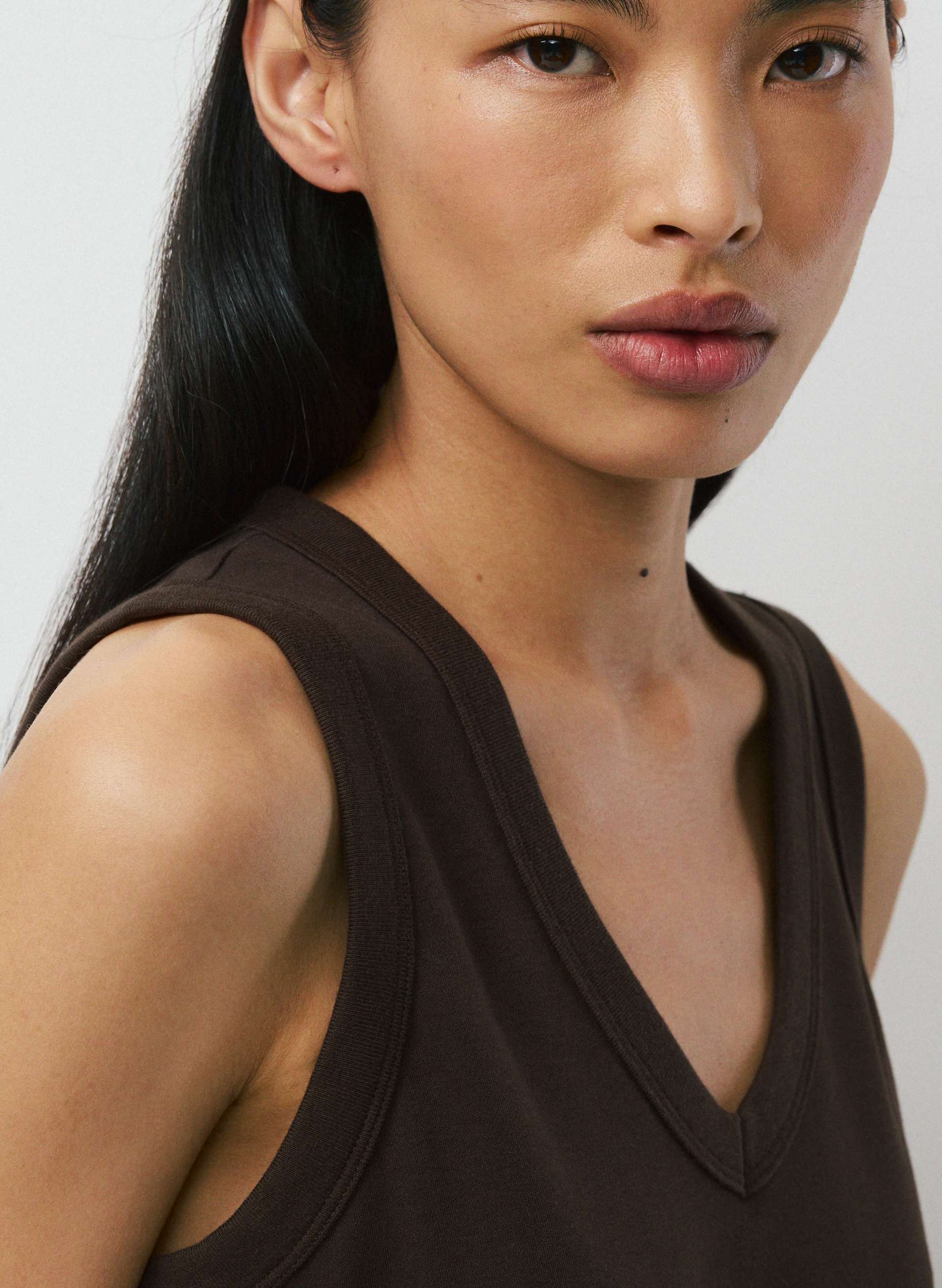 INTERLOCK COTTON FOYER TOP | Aritzia