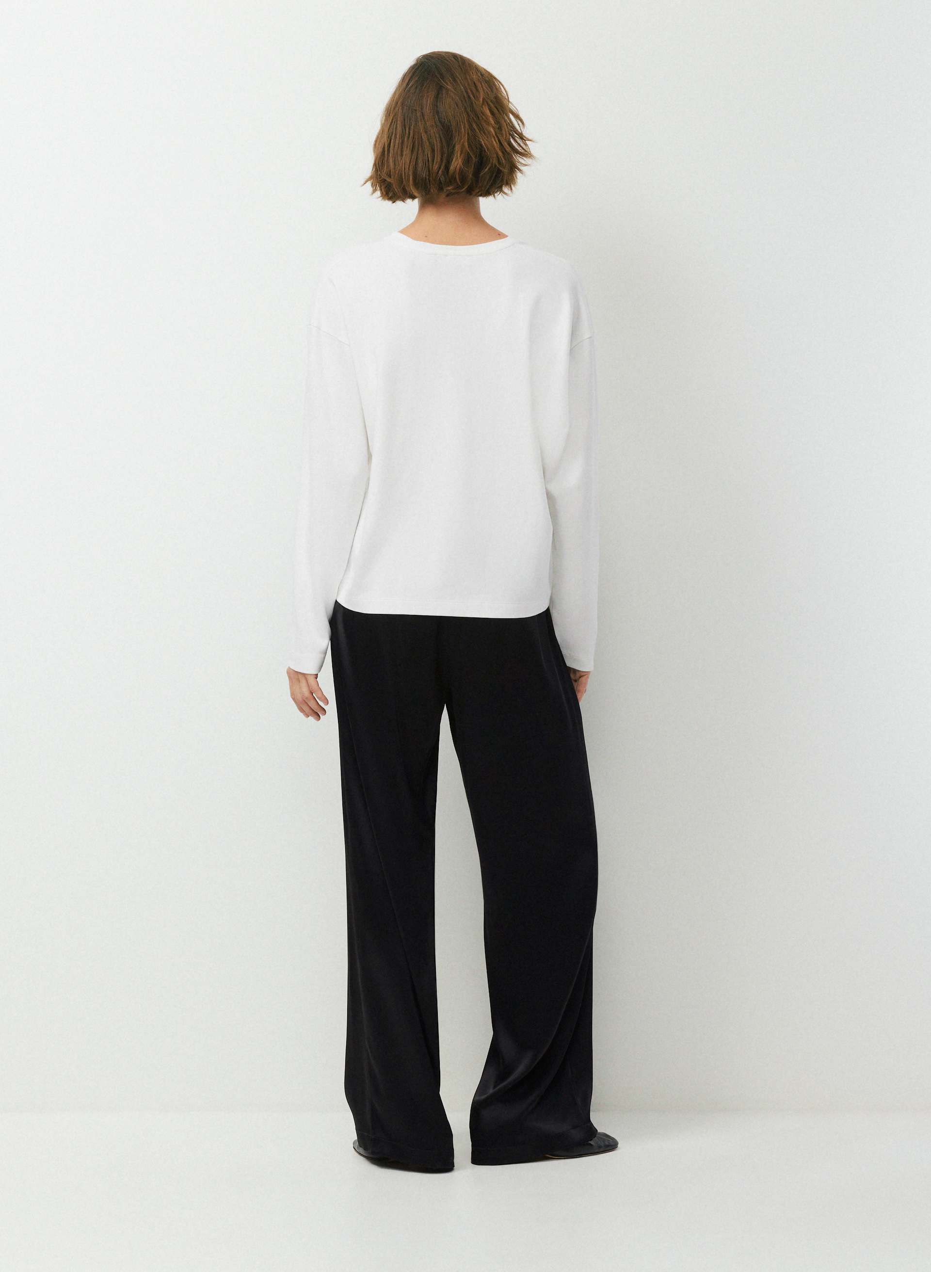 INTERLOCK COTTON MOBILE LONGSLEEVE | Aritzia