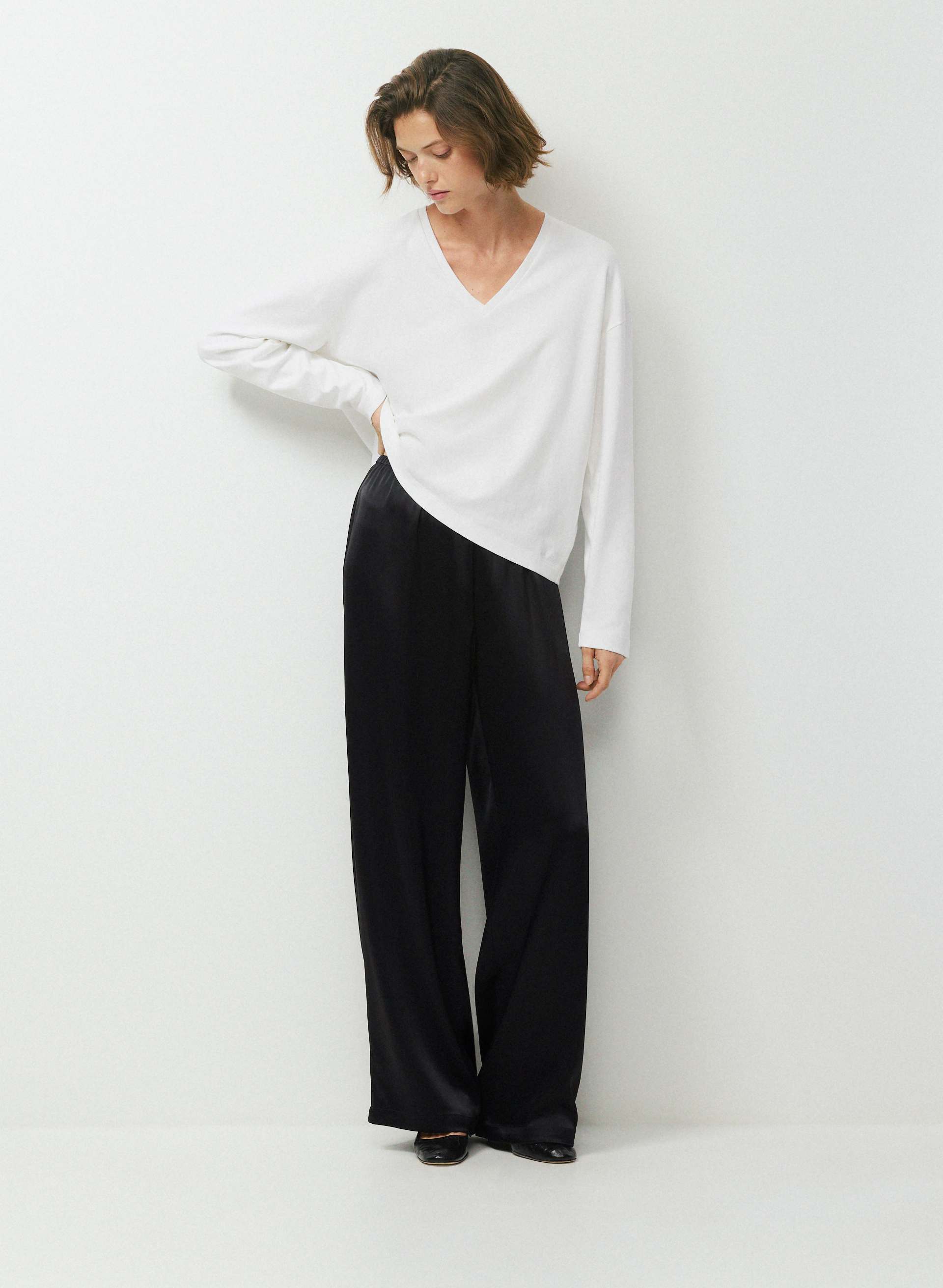 INTERLOCK COTTON MOBILE LONGSLEEVE | Aritzia