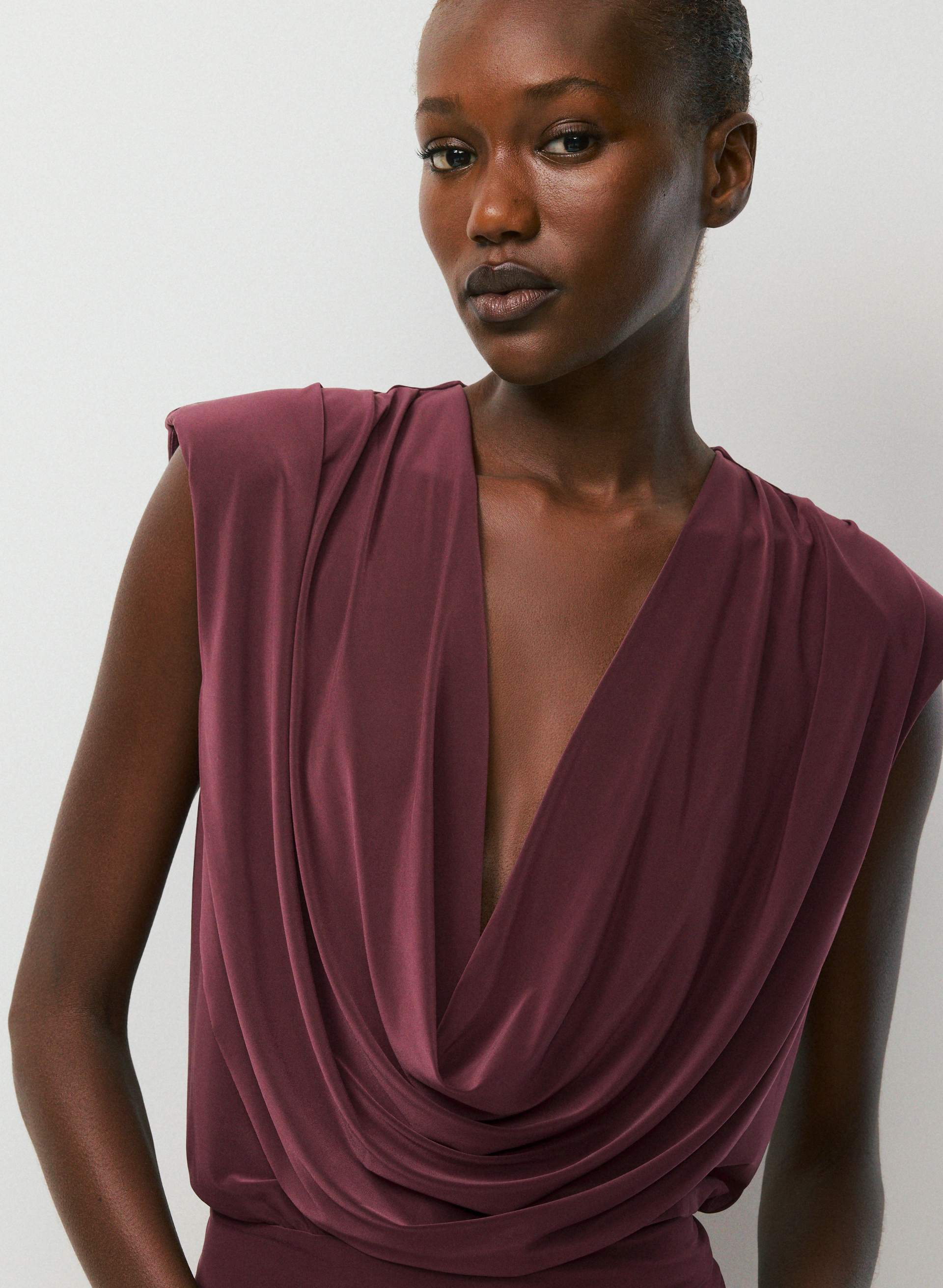 DECADENT TOP | Aritzia