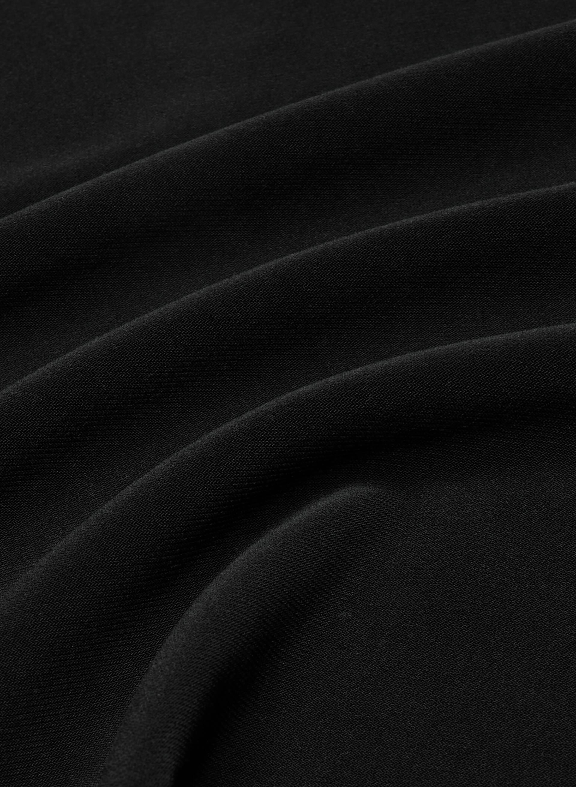 SMOOTH MATTER™ CLIQUE TOP | Aritzia