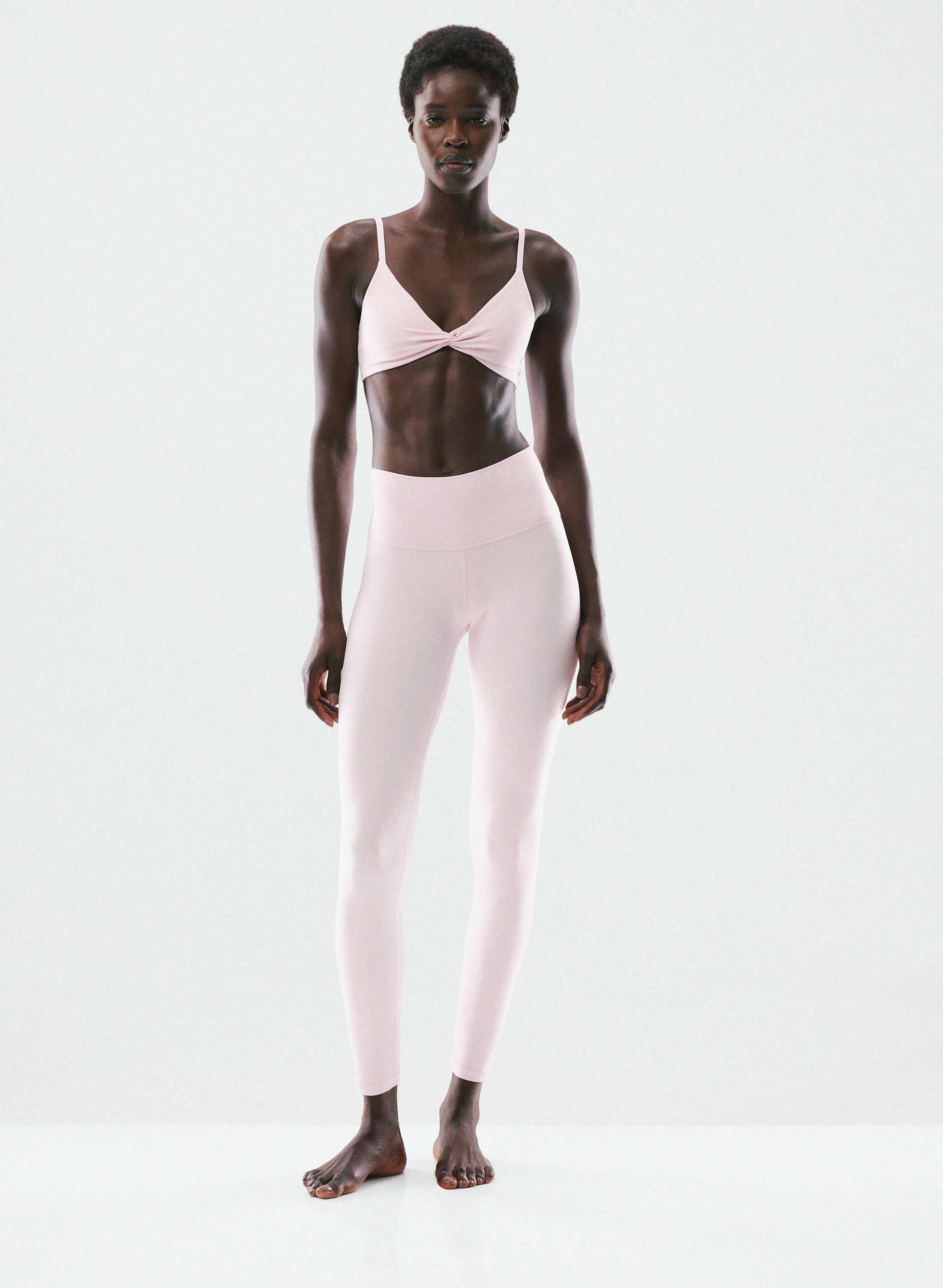 POWERBUTTER™ ISOMETRIC BRA TOP | Aritzia