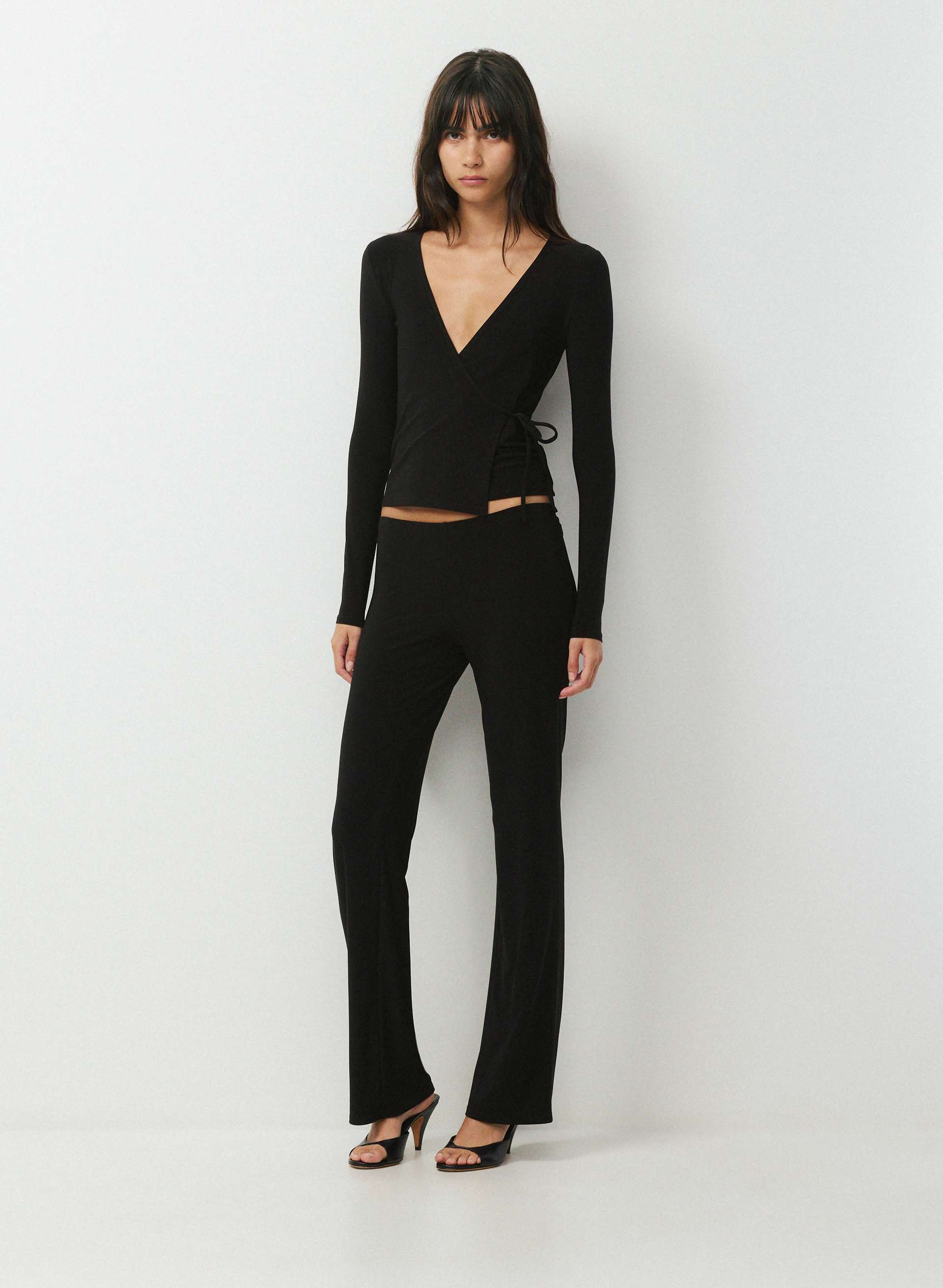 SMOOTH MATTER™ ISLAND WRAP LONGSLEEVE | Aritzia