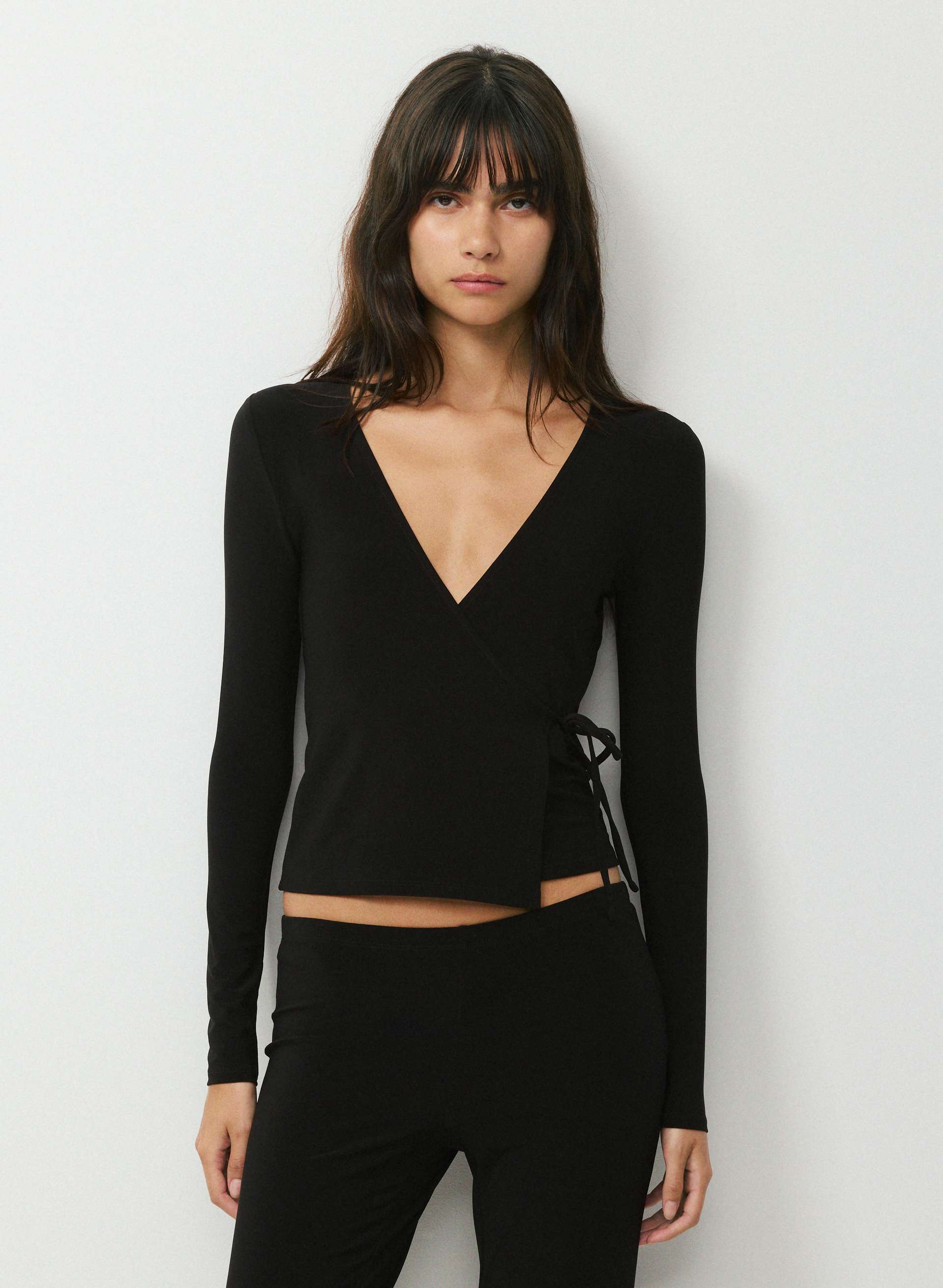 SMOOTH MATTER™ ISLAND WRAP LONGSLEEVE | Aritzia