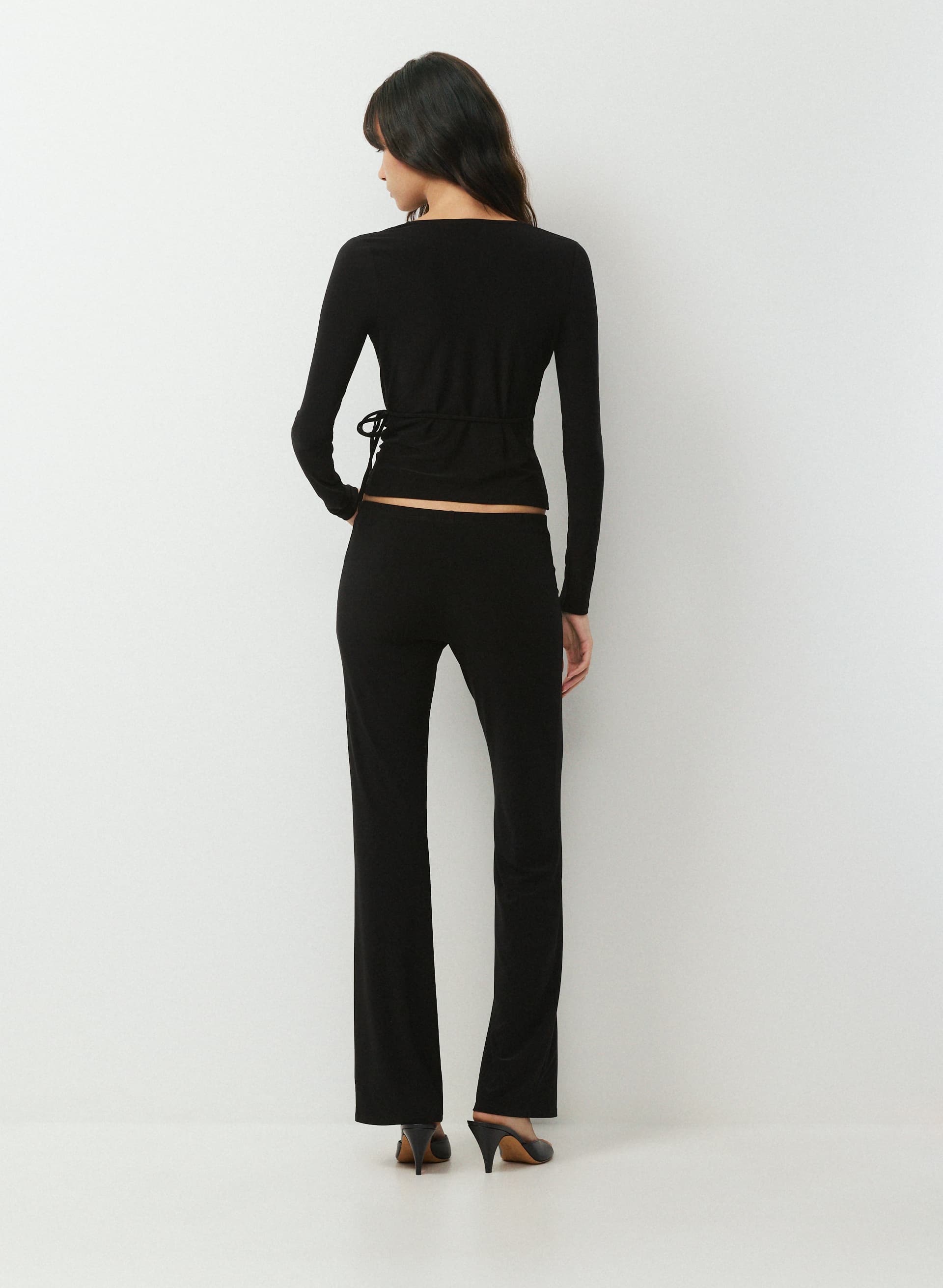 SMOOTH MATTER™ ISLAND WRAP LONGSLEEVE | Aritzia