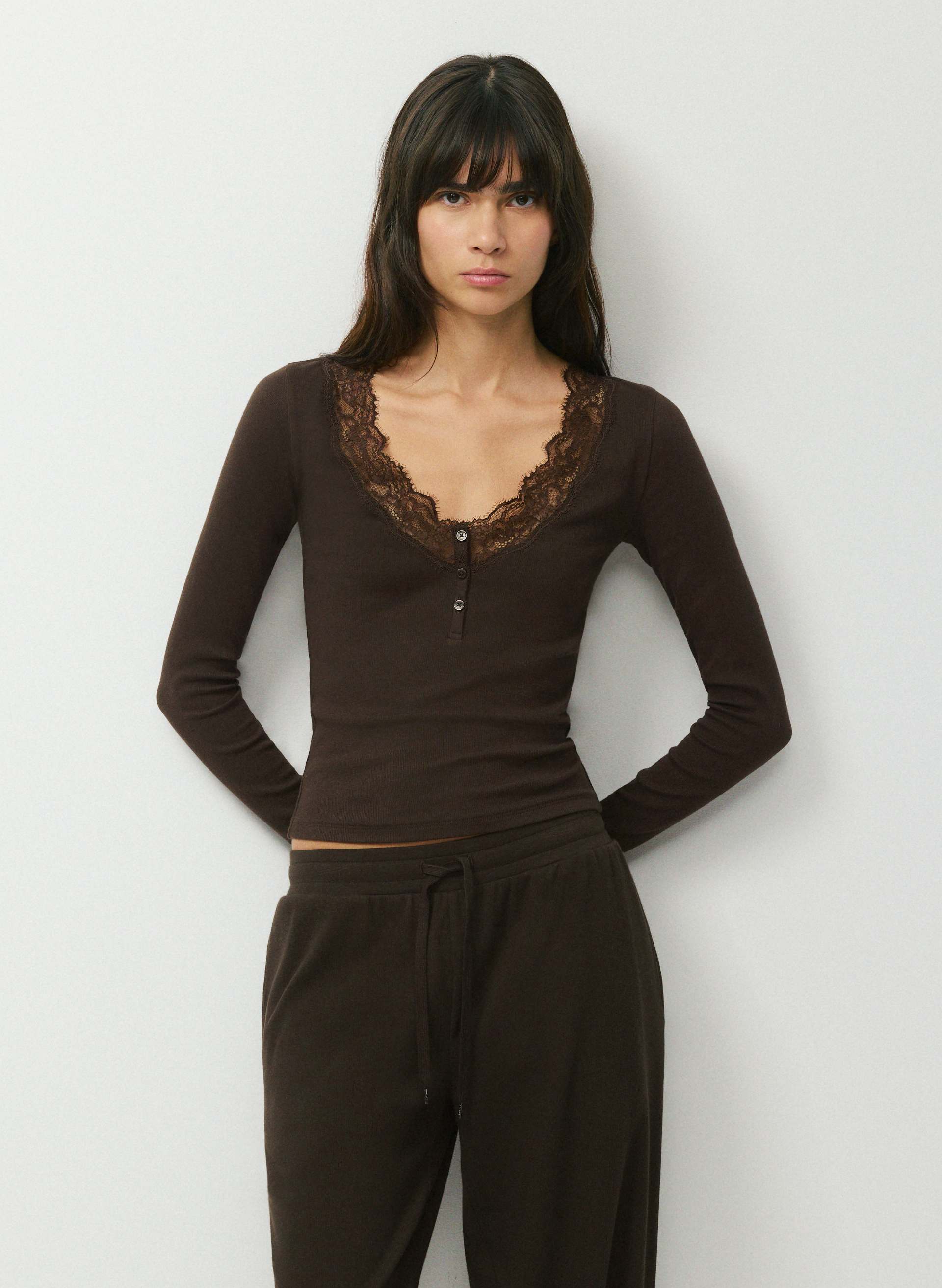 HOMESTRETCH™ RIB ACOUSTIC LACE HENLEY | Aritzia
