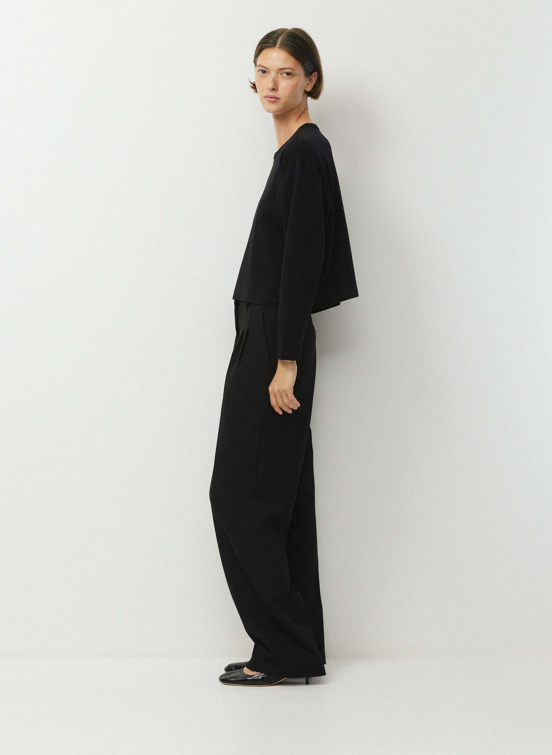 INTERLOCK COTTON PRECISION LONGLSEEVE | Aritzia