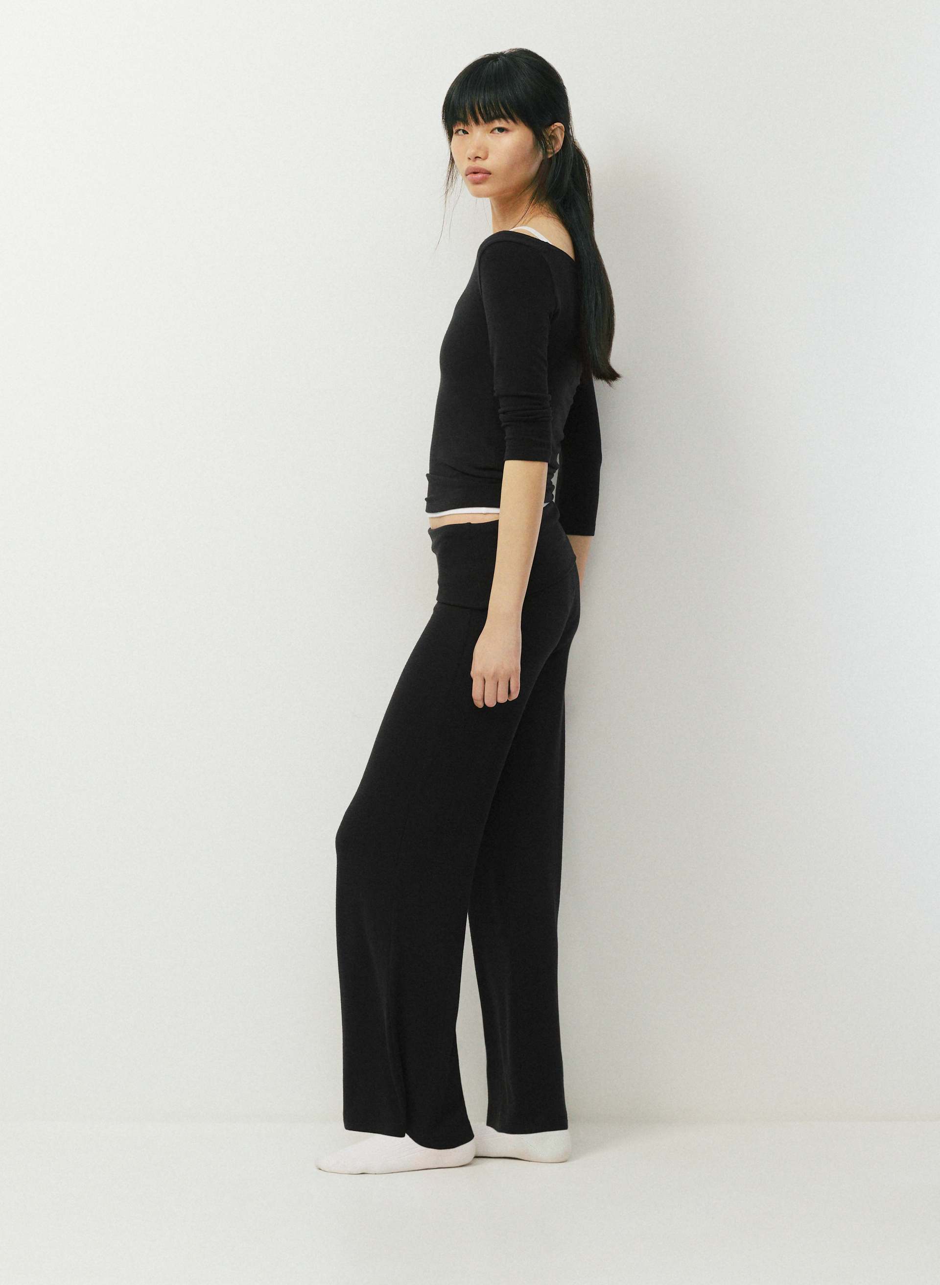 VALANCE LONGSLEEVE | Aritzia
