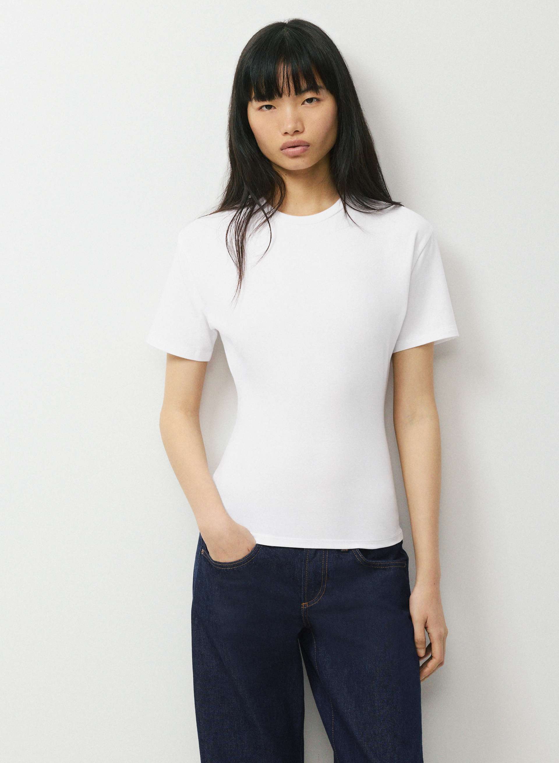 HOMESTRETCH™ SMOOTH SEQUENCE T-SHIRT | Aritzia