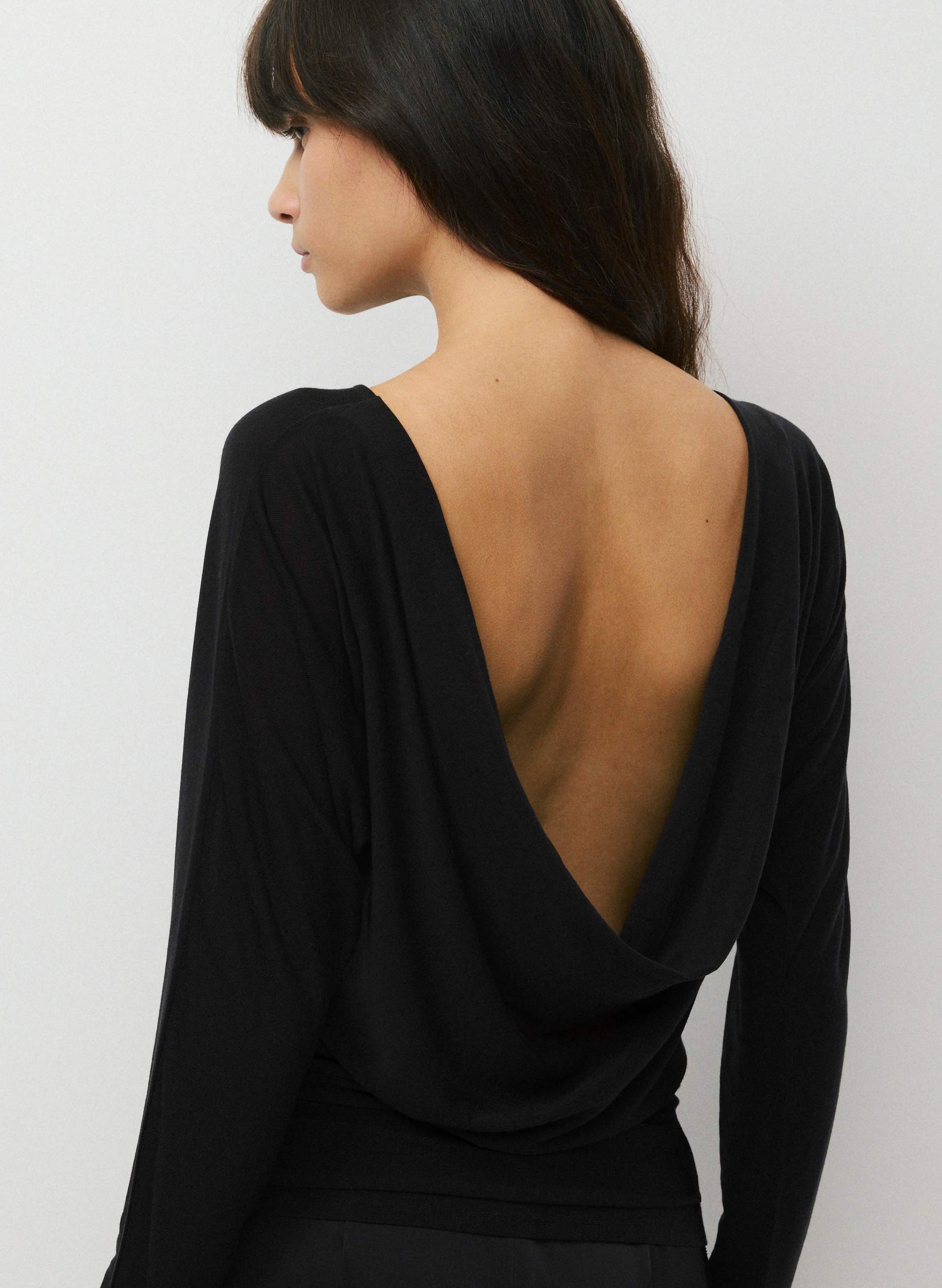 HOST TOP | Aritzia