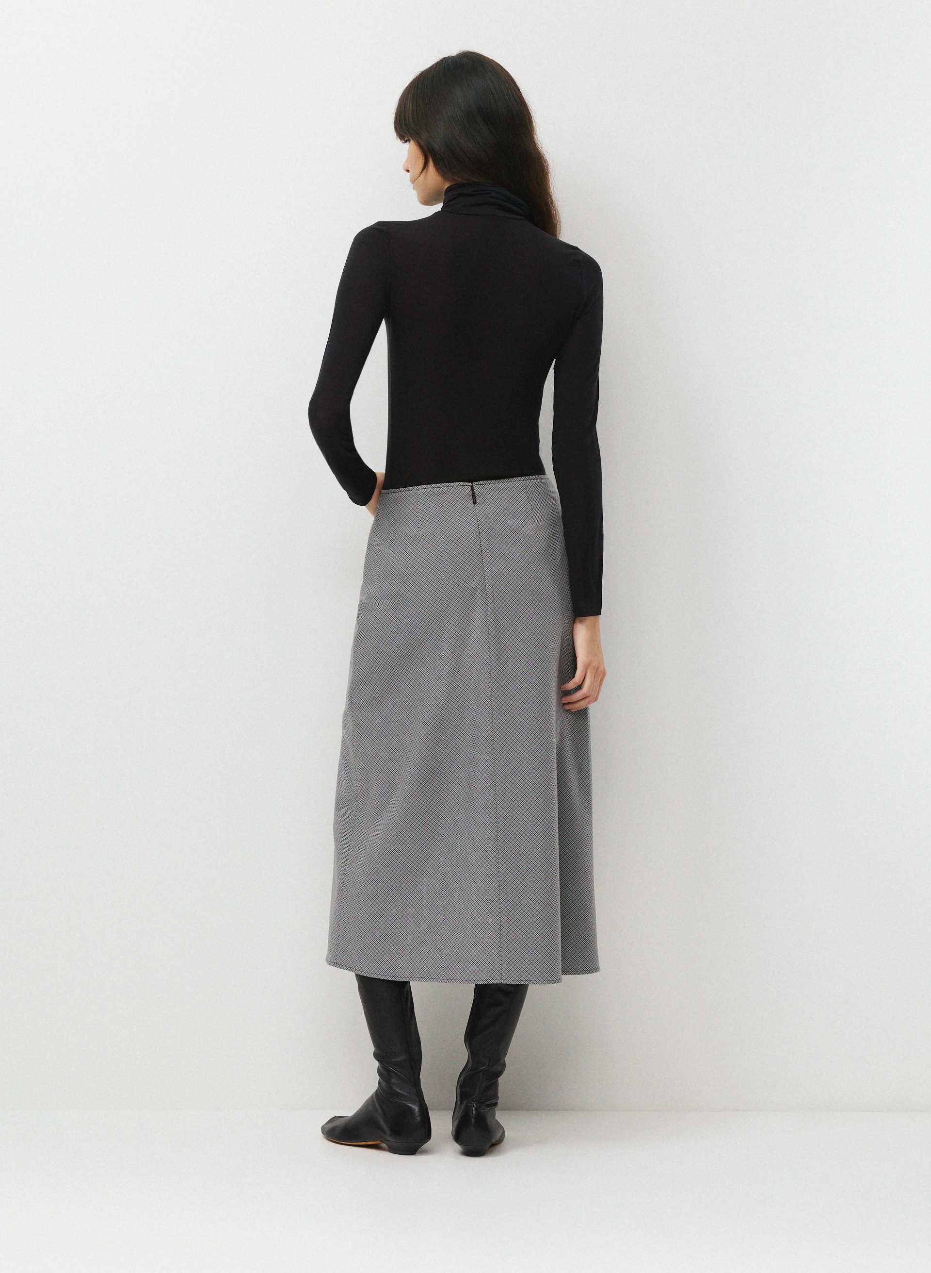 MAIN TURTLENECK | Aritzia