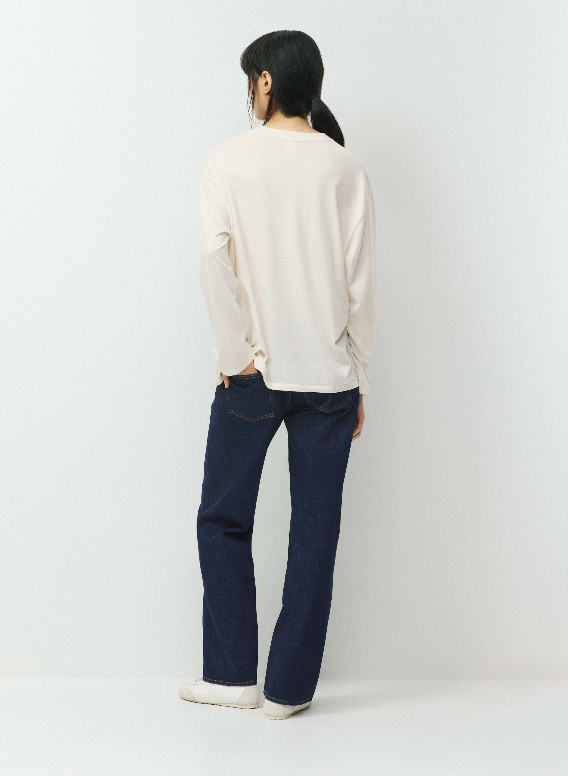 RANGE LONGSLEEVE | Aritzia