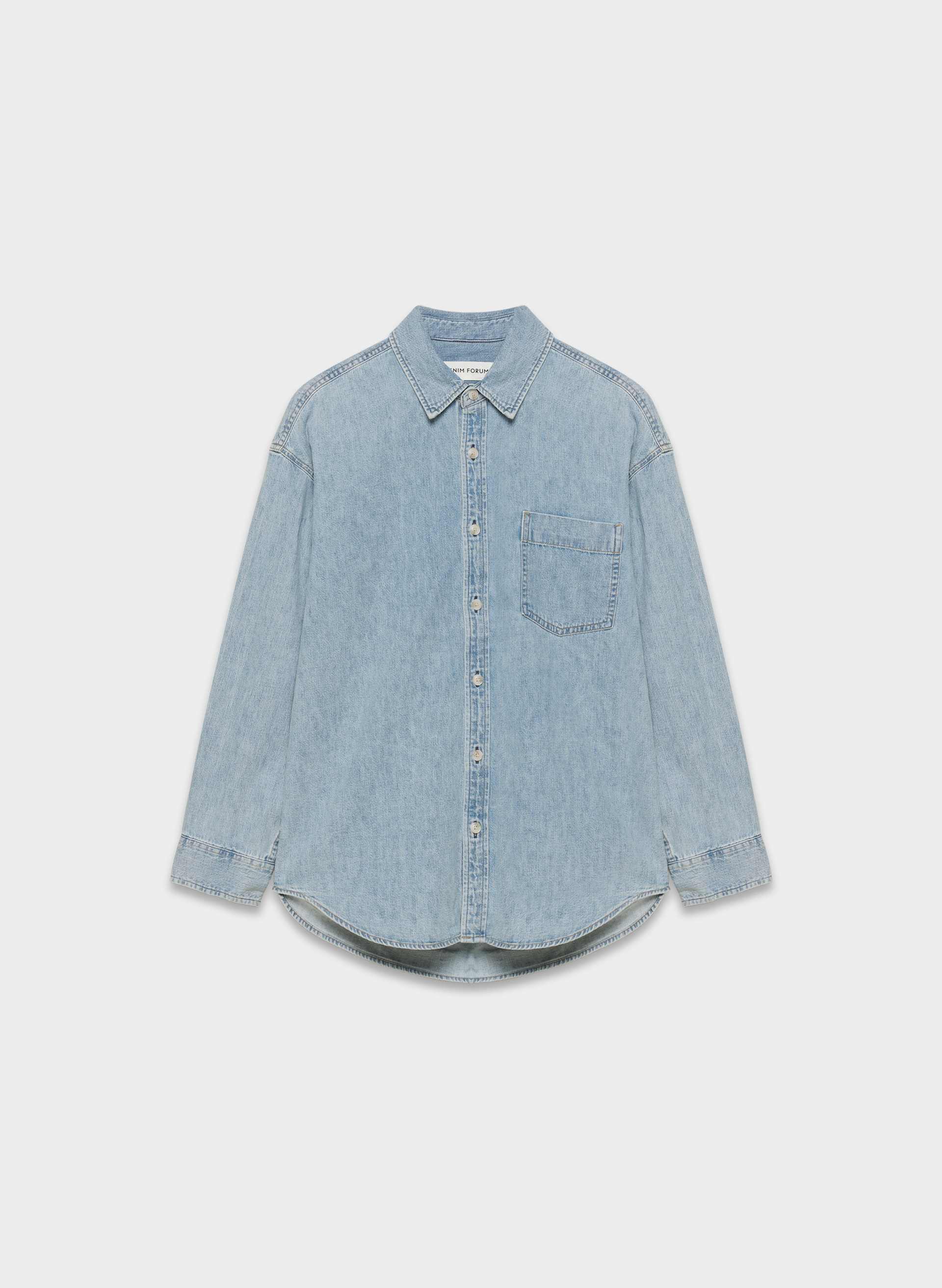 THE '80S COMFY DENIM SHIRT | Aritzia