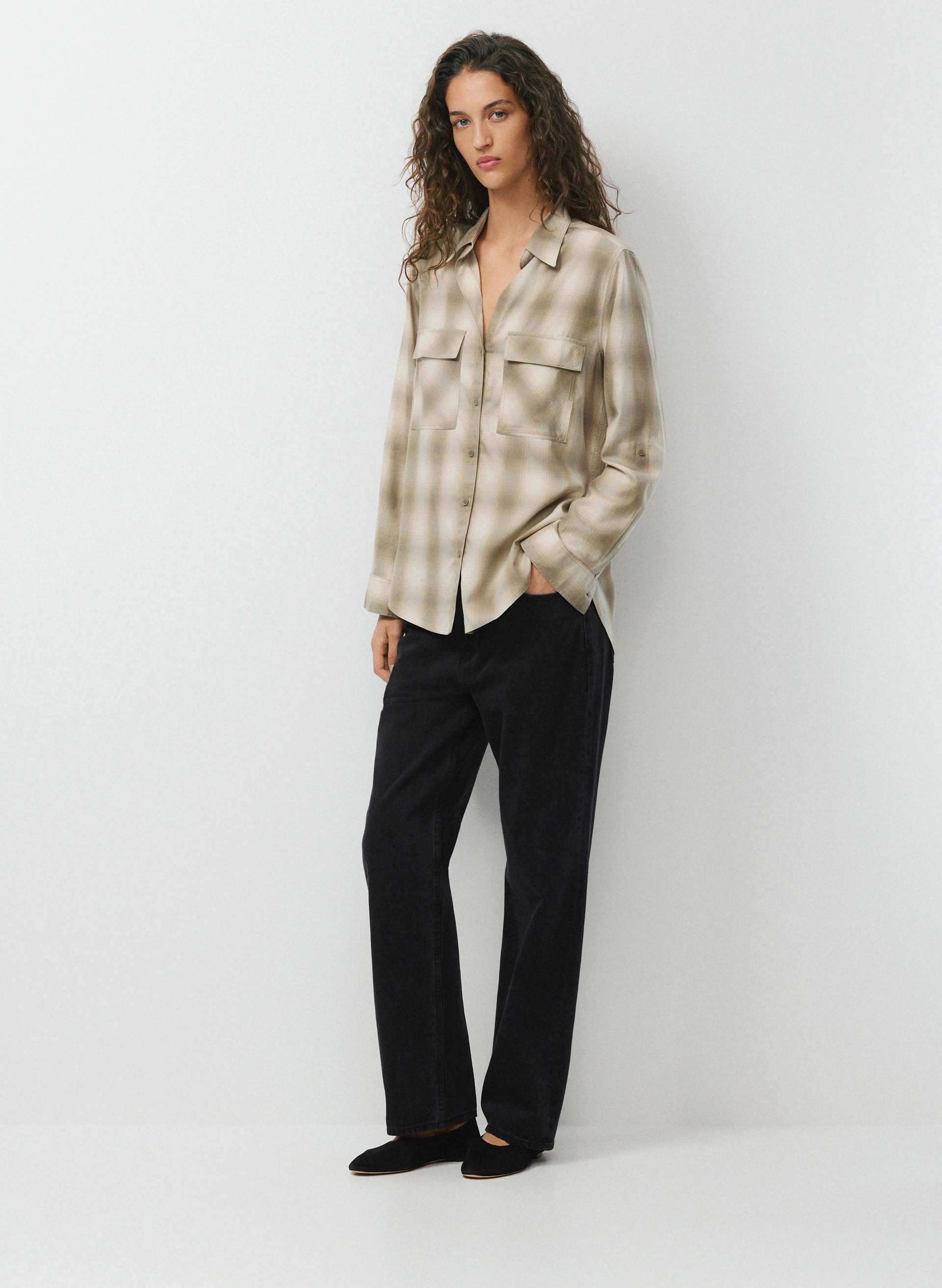 UTILITY SHIRT - Relaxed drapey twill button-up shirt. 