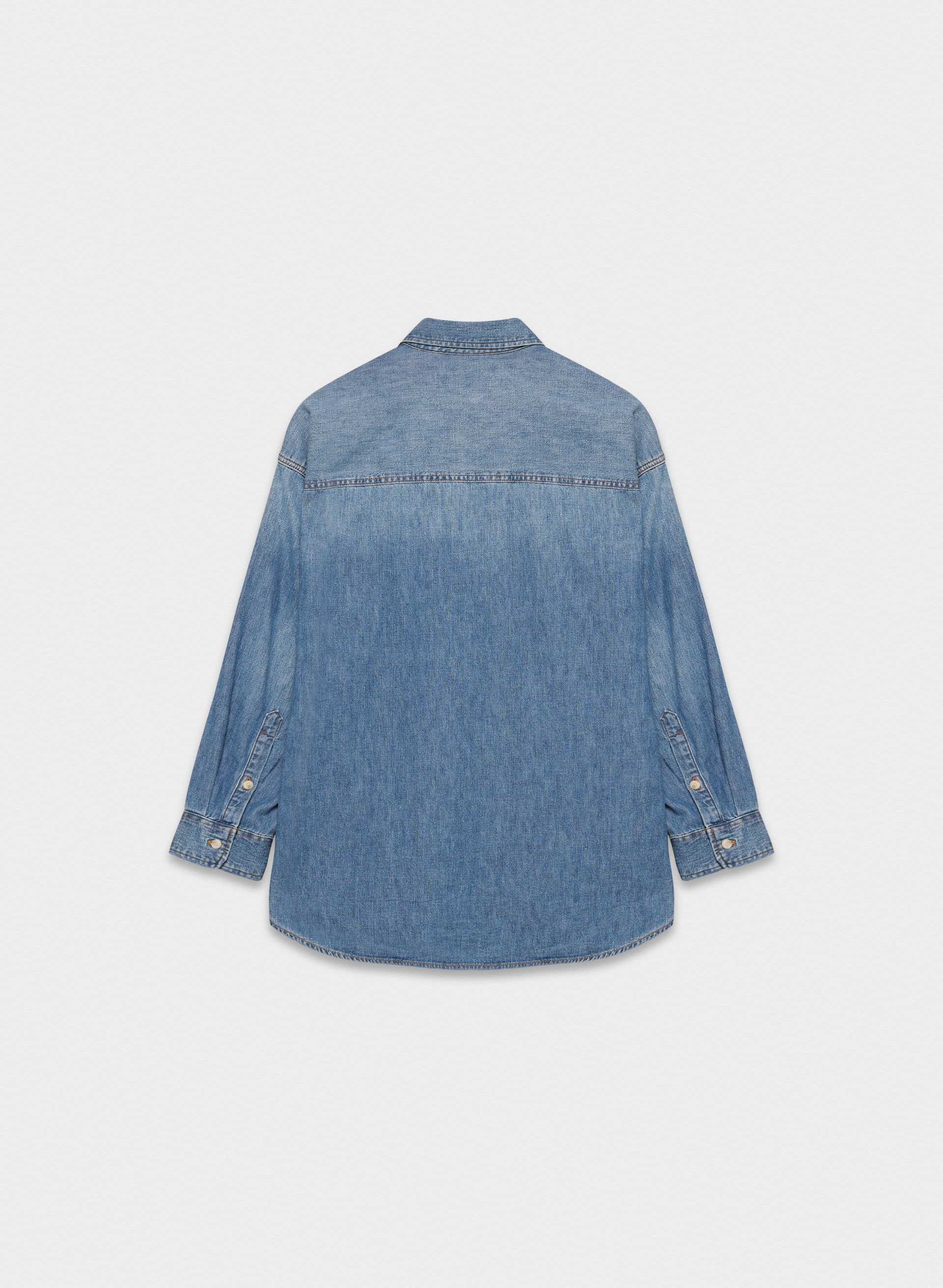 THE '80S COMFY DENIM SHIRT | Aritzia
