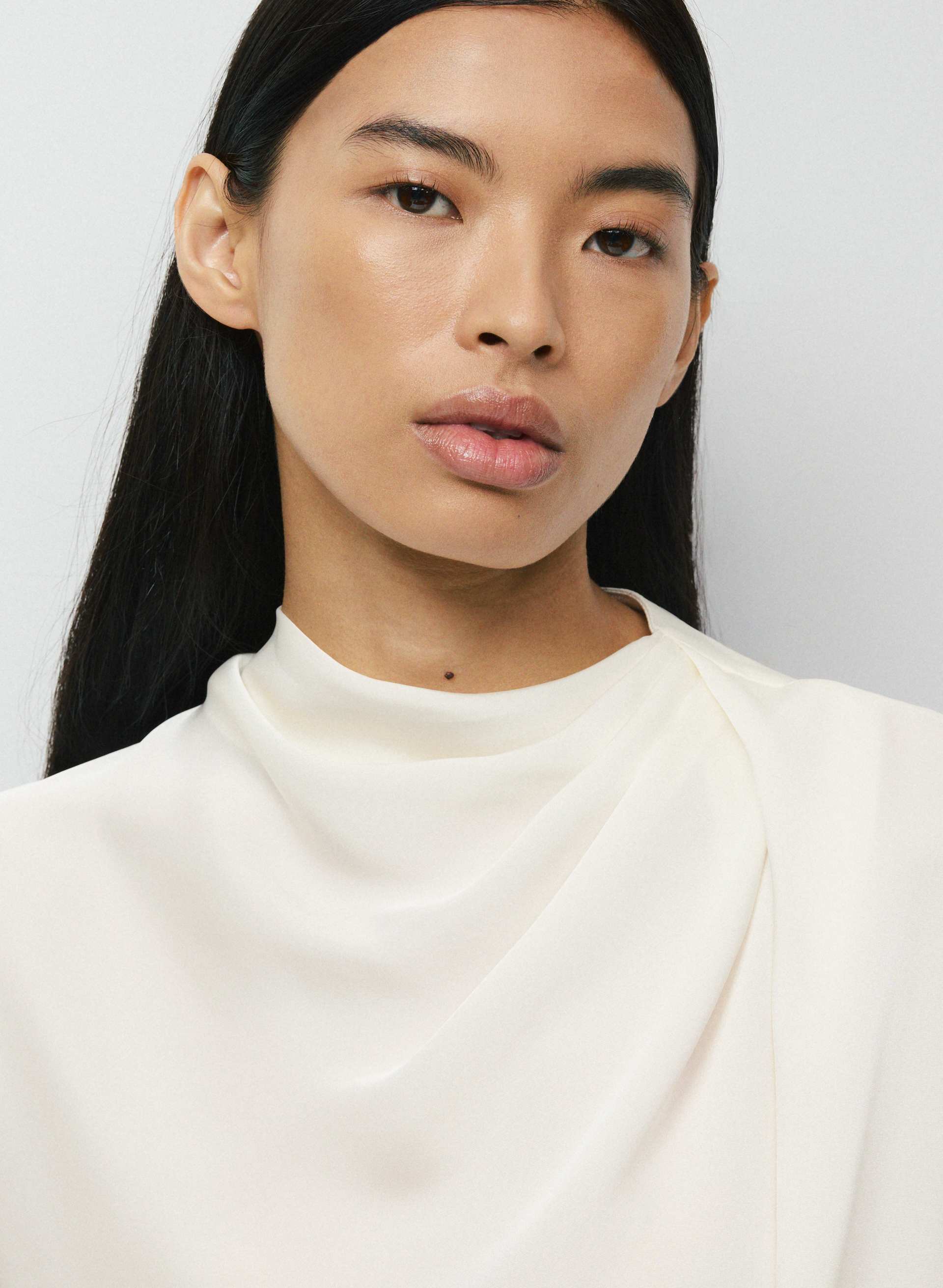 NOMINEE SATIN BLOUSE | Aritzia