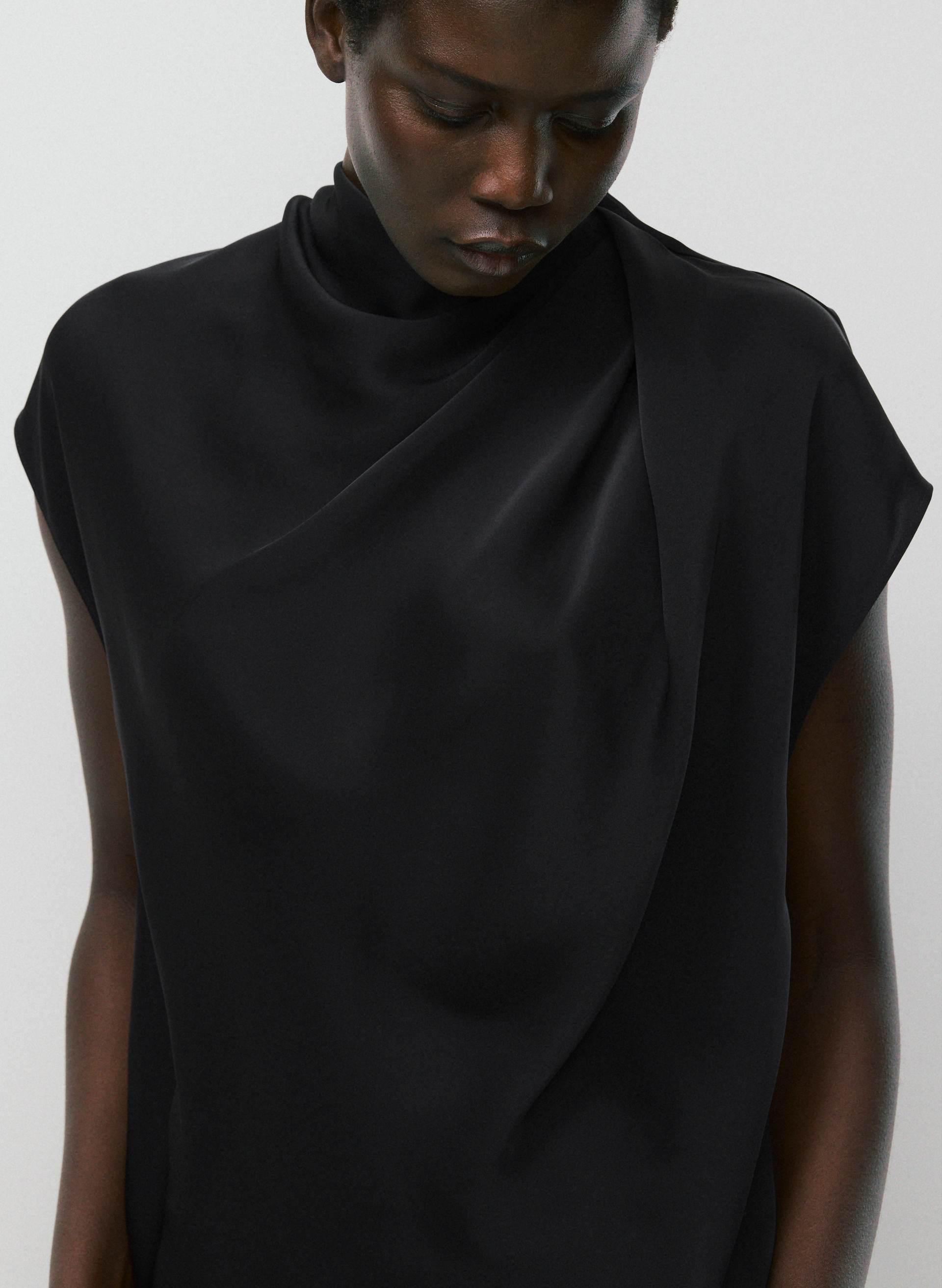 NOMINEE SATIN BLOUSE | Aritzia