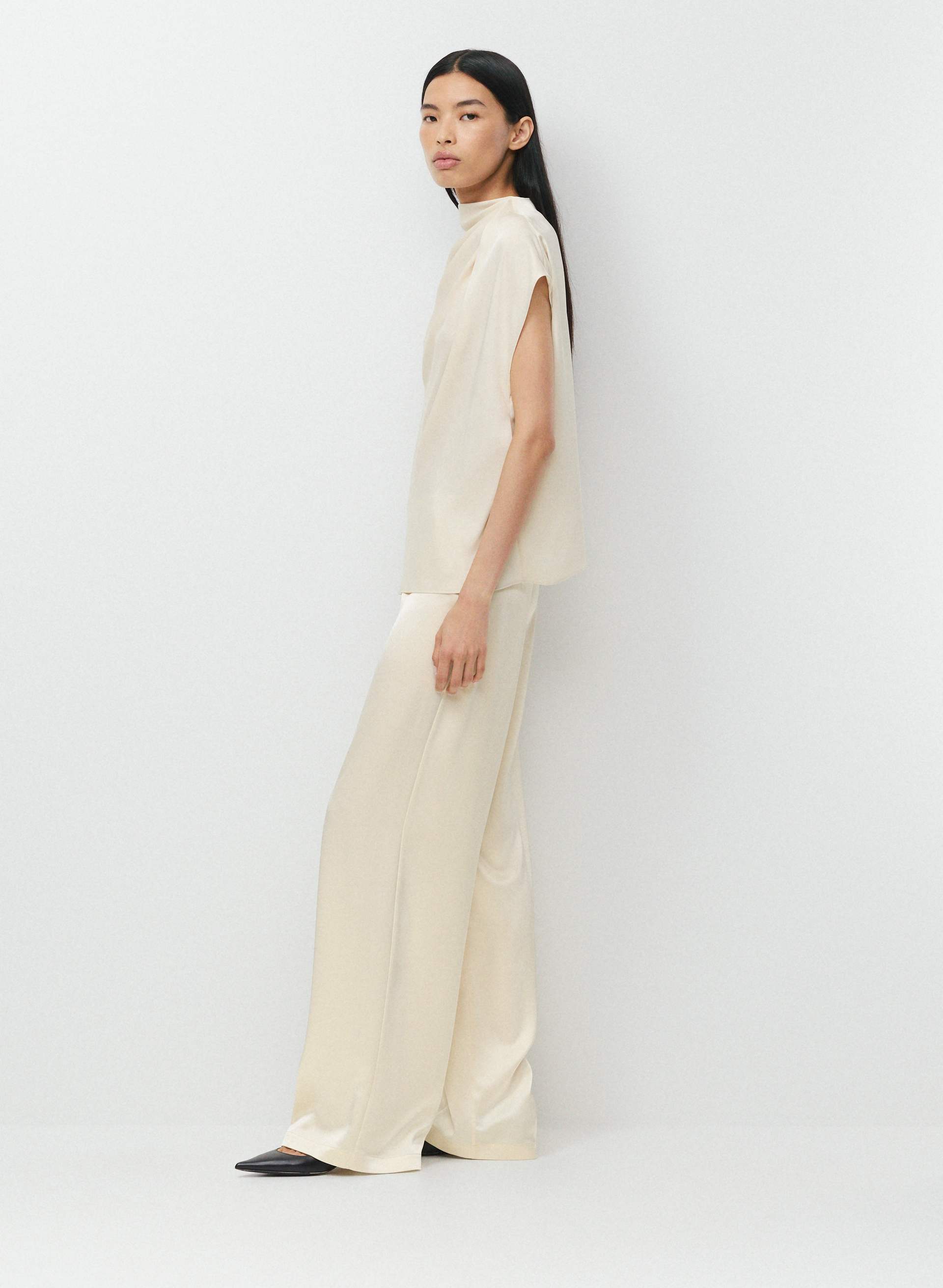 NOMINEE SATIN BLOUSE | Aritzia