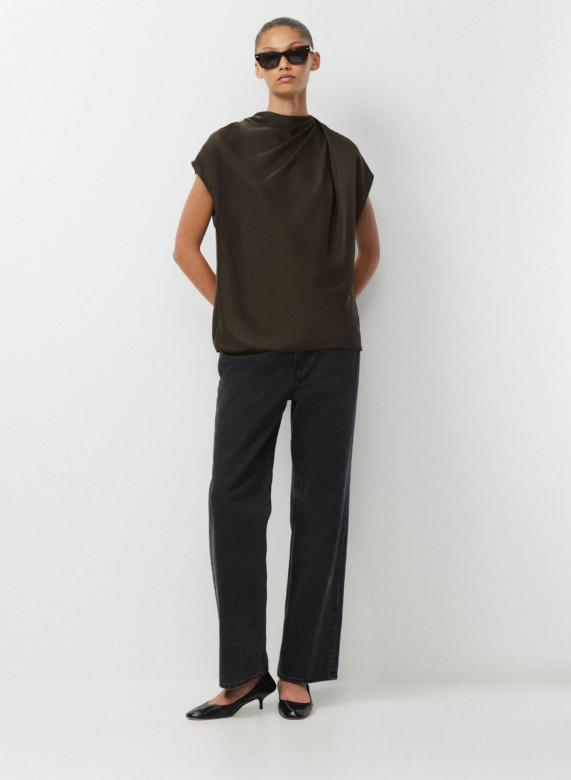 NOMINEE SATIN BLOUSE - Japanese double satin mockneck twist blouse. 