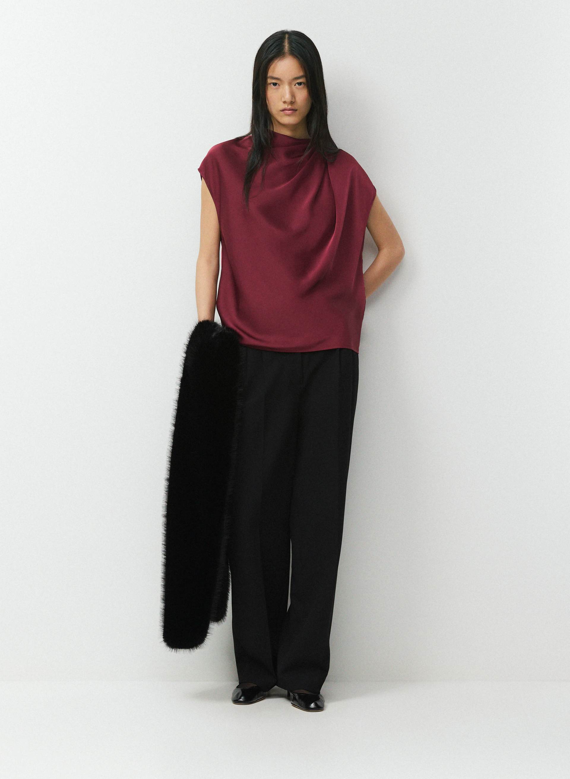 BLOUSE NOMINEE EN SATIN | Aritzia