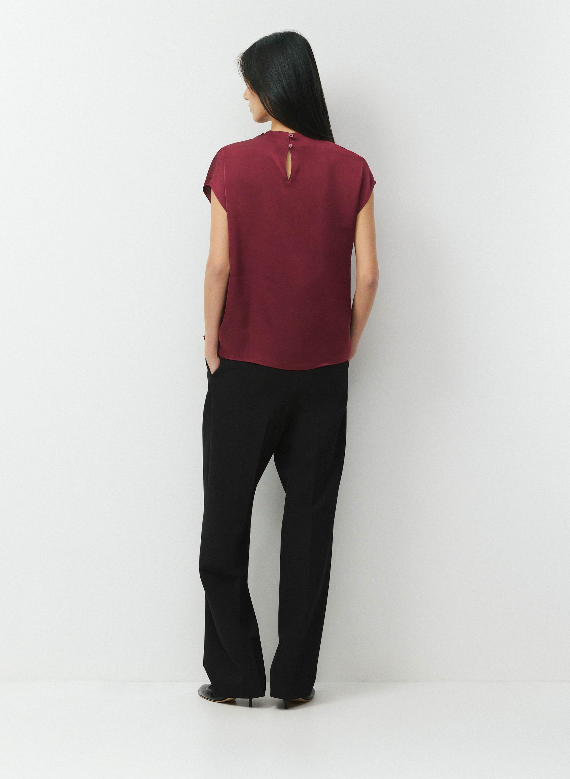 BLOUSE NOMINEE EN SATIN | Aritzia