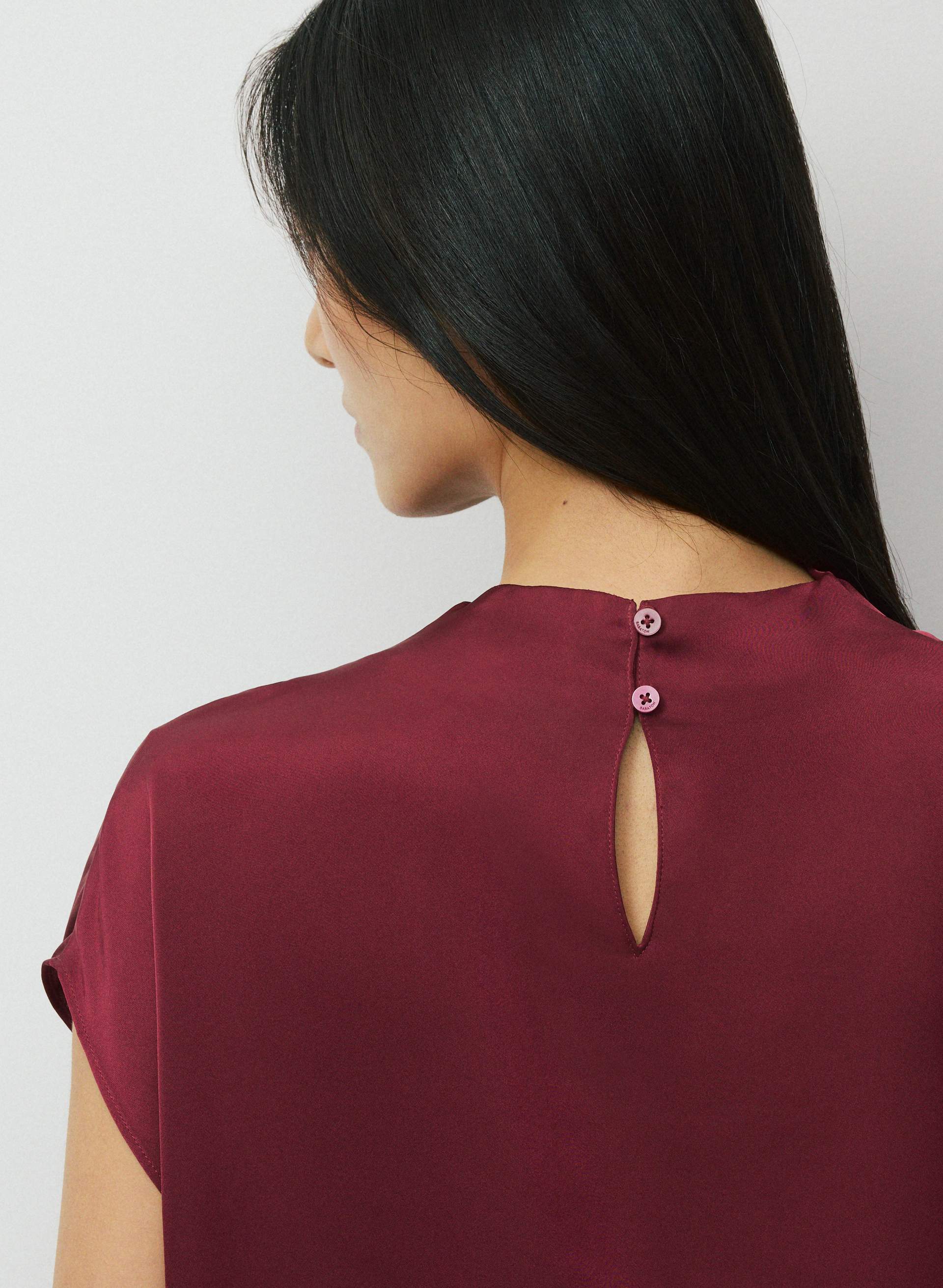 BLOUSE NOMINEE EN SATIN | Aritzia
