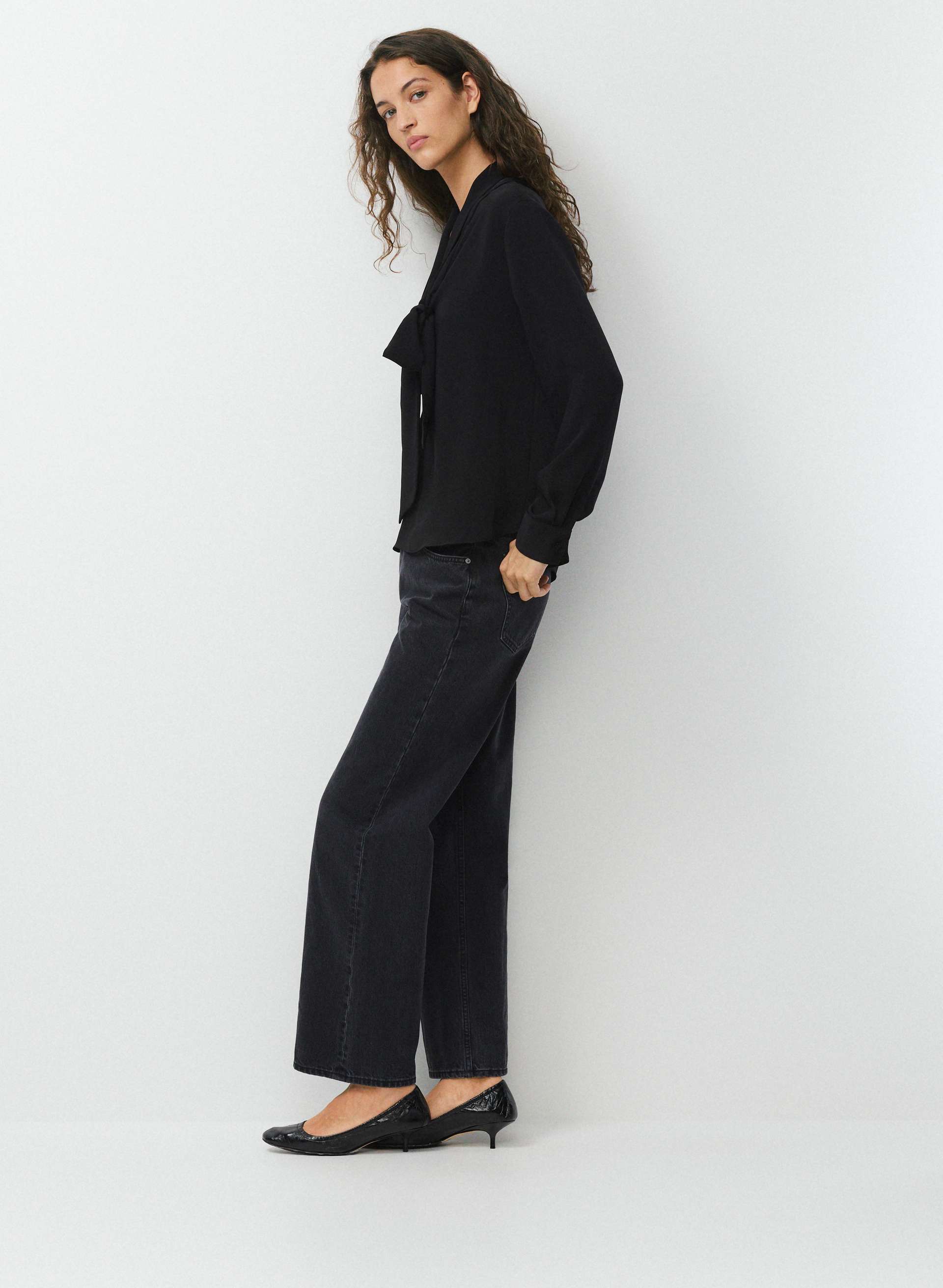 HESTIA BLOUSE | Aritzia